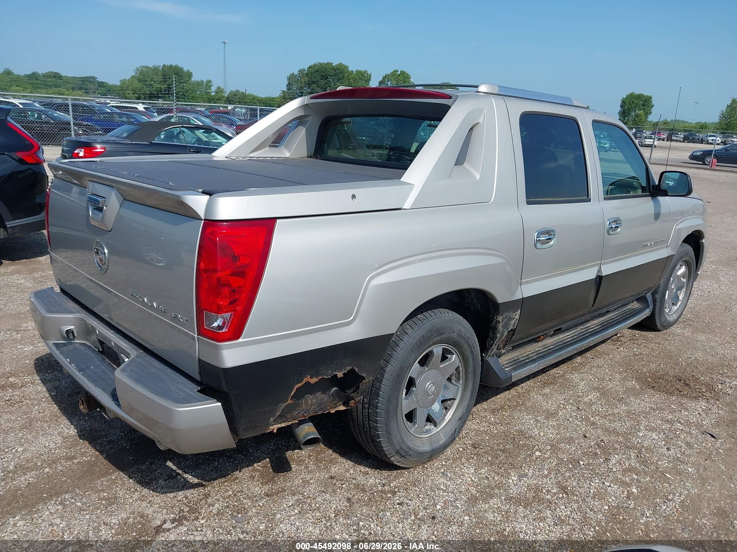 2005 Cadillac Escalade Ext Standard Серебряный vin: 3GYEK62NX5G148570