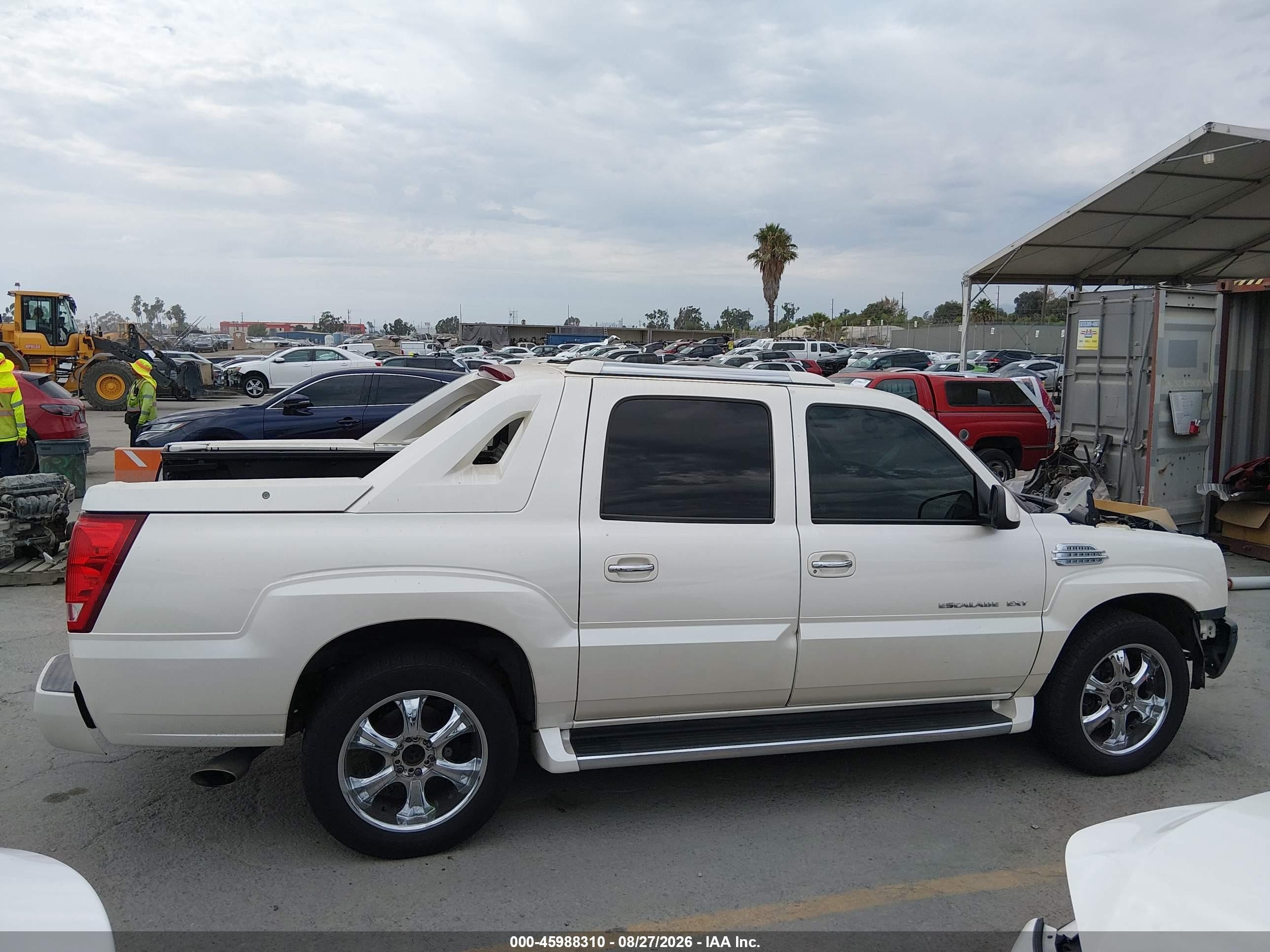2002 Cadillac Escalade Ext Standard Cream vin: 3GYEK63N82G229237