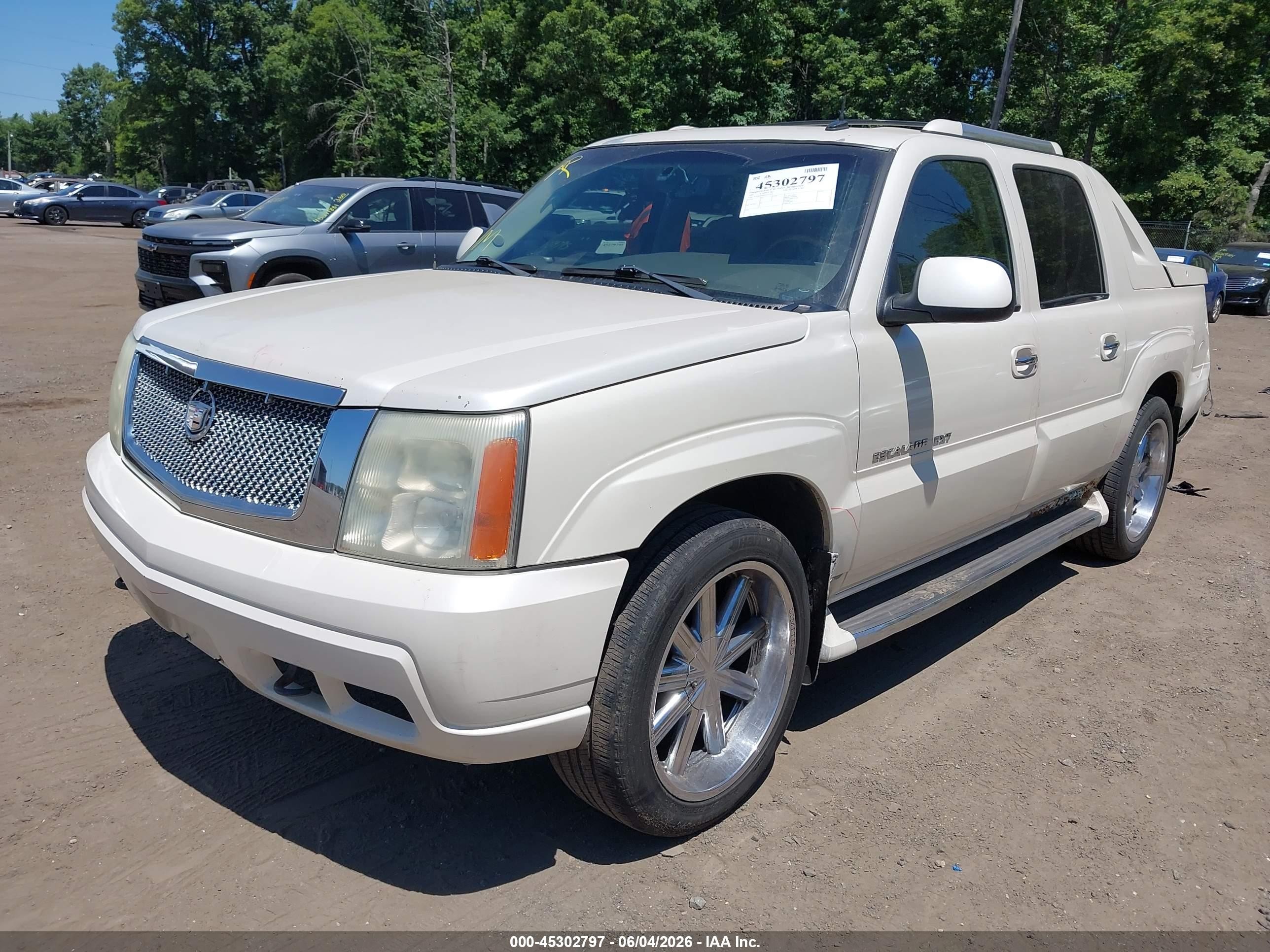 2003 Cadillac Escalade Ext Standard White vin: 3GYEK63N83G123713