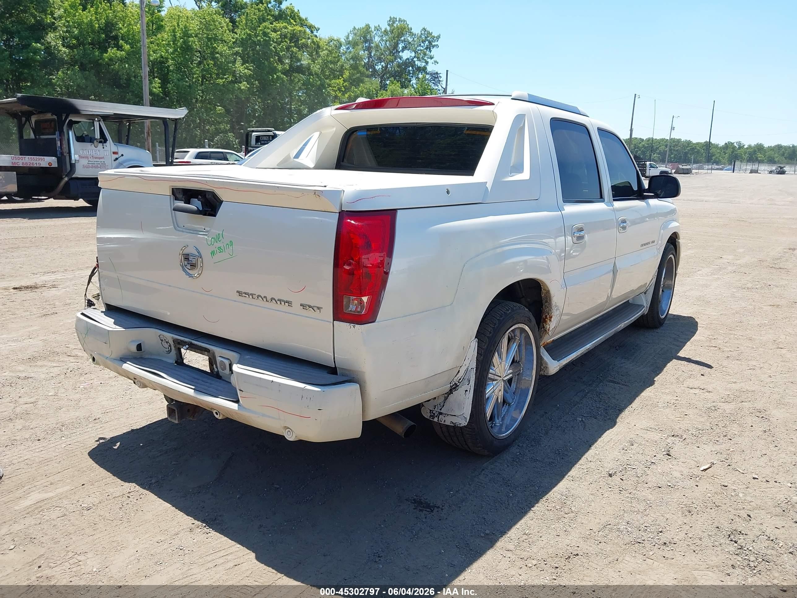 2003 Cadillac Escalade Ext Standard White vin: 3GYEK63N83G123713