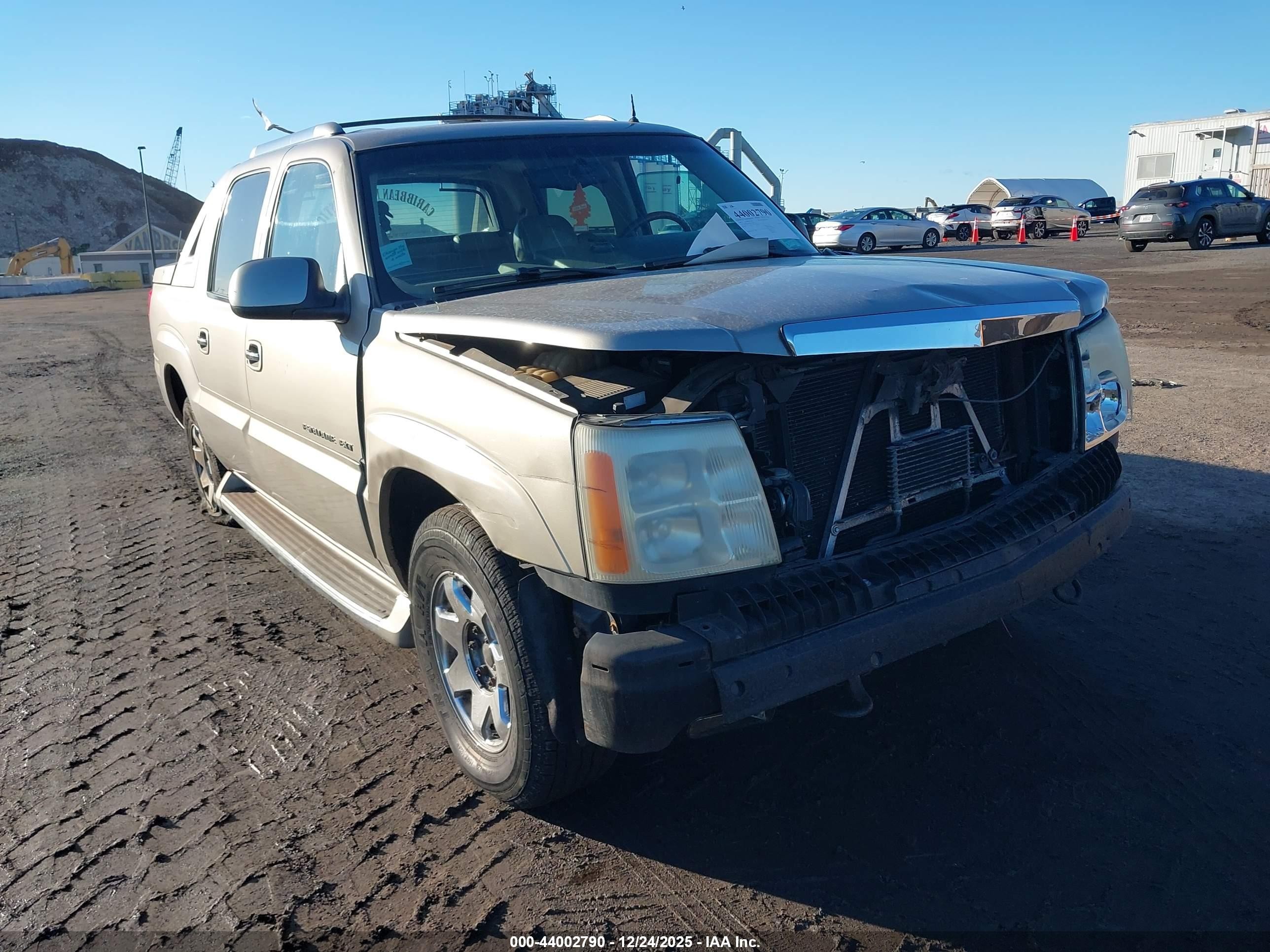 2002 Cadillac Escalade Ext Standard Gold vin: 3GYEK63N92G241963