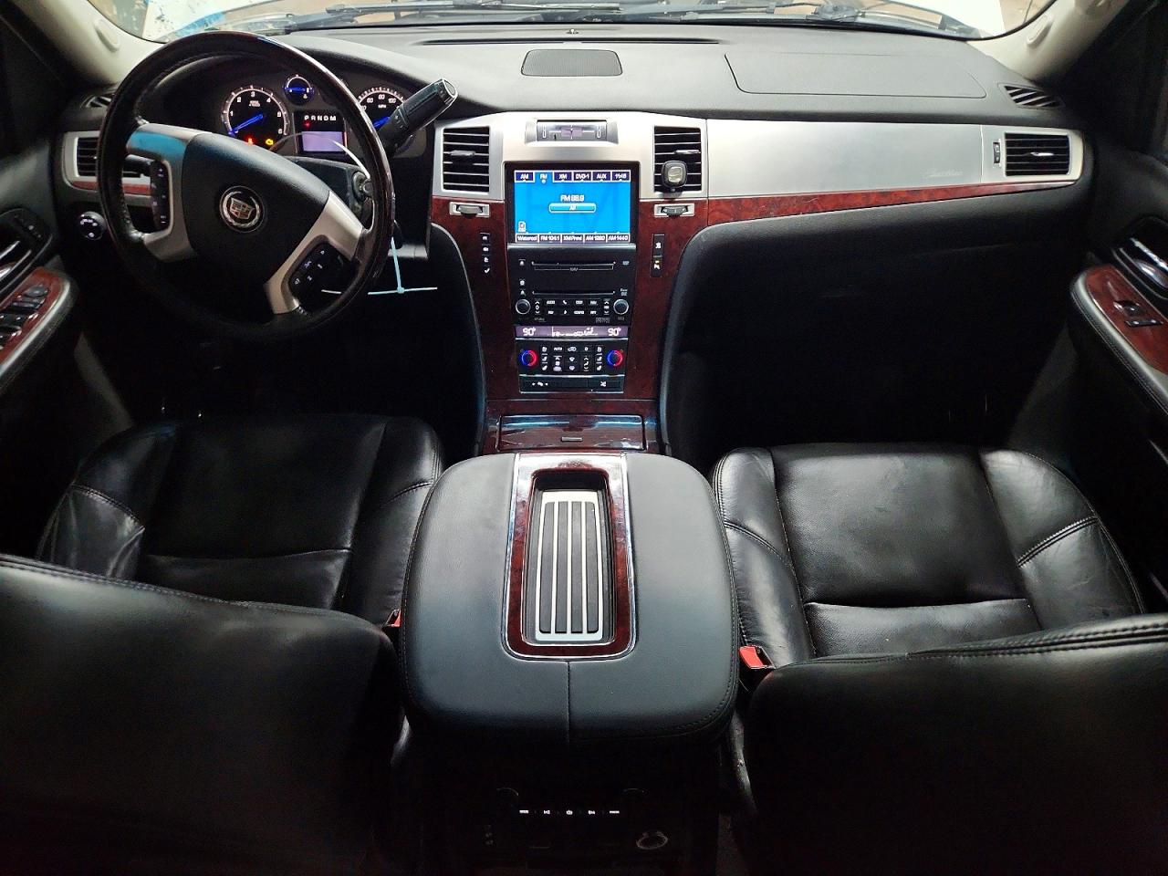 2009 Cadillac Escalade Ext Luxury White vin: 3GYFK22229G217356