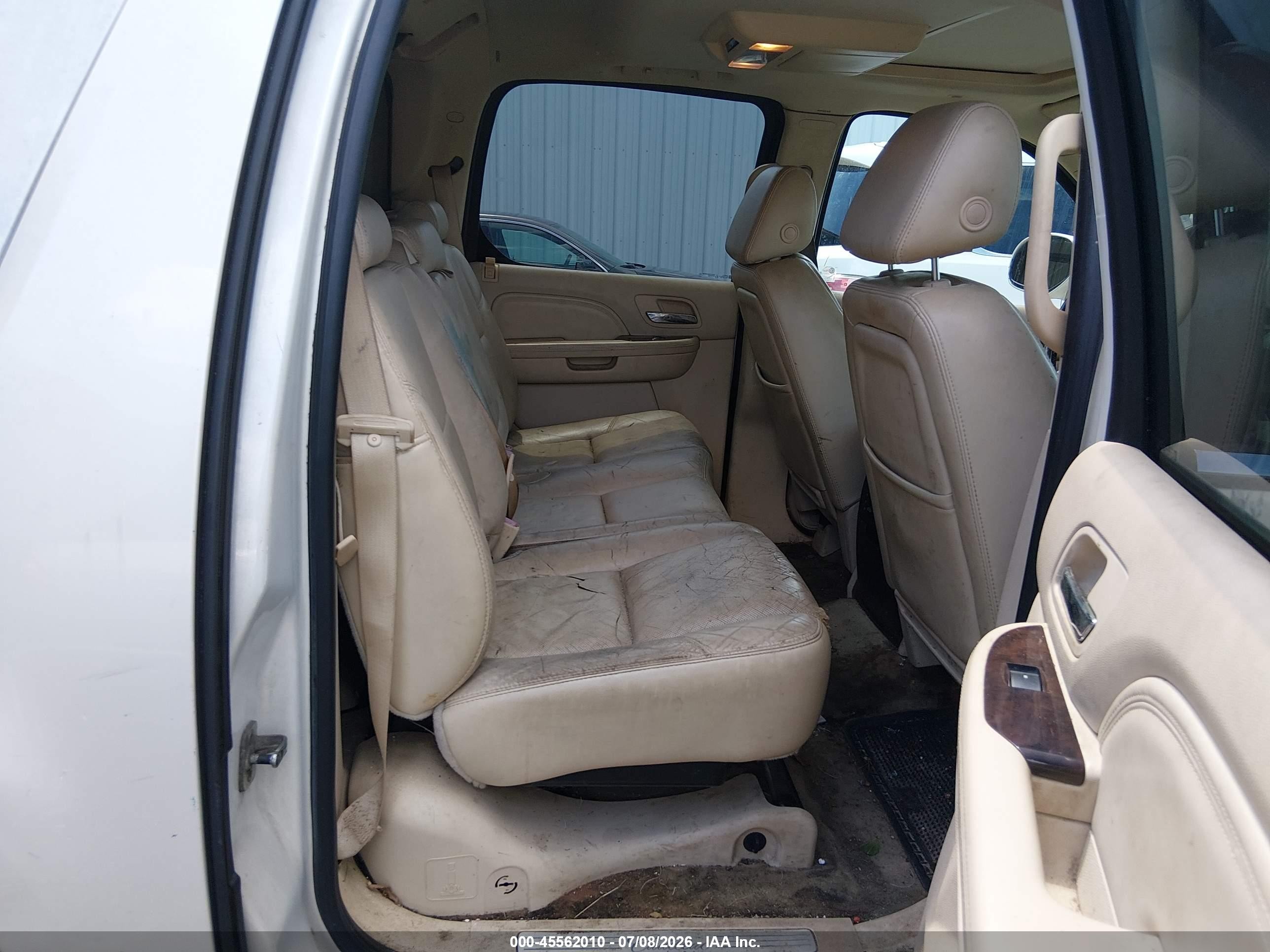 2007 Cadillac Escalade Ext   Бежевый vin: 3GYFK62847G227024