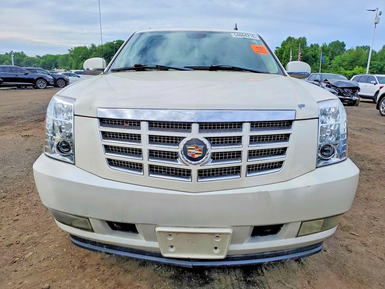 2007 Cadillac Escalade Esv Sport White vin: 3GYFK62857G298717