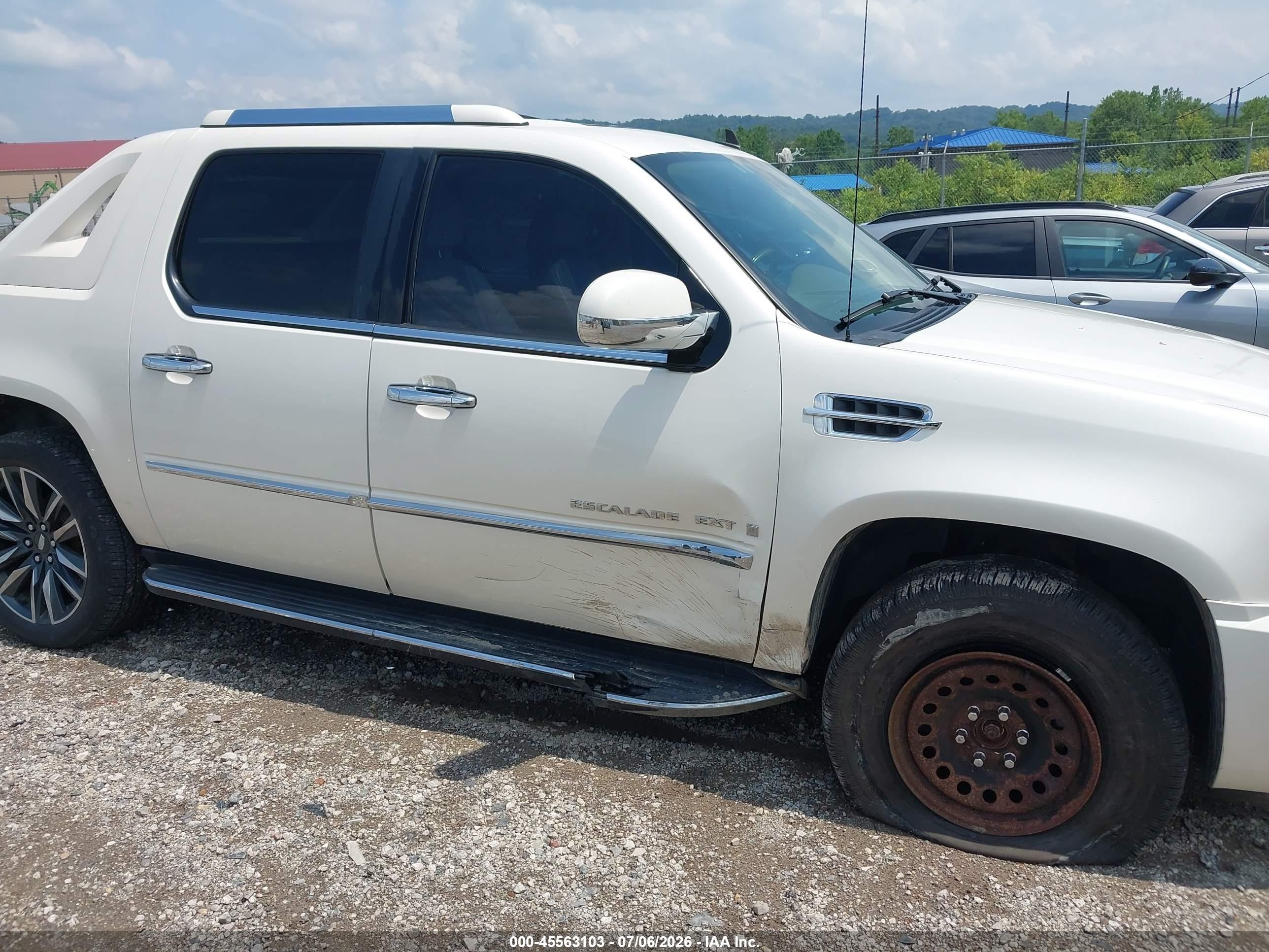 2007 Cadillac Escalade Ext Standard Белый vin: 3GYFK62867G133162