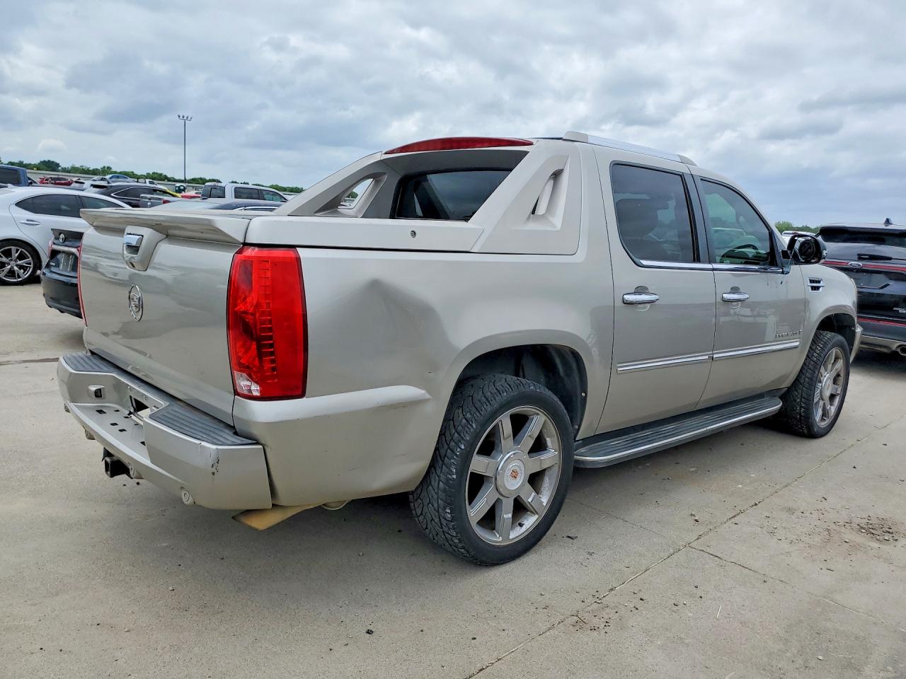 2008 Cadillac Escalade Ext Cream vin: 3GYFK62868G307460