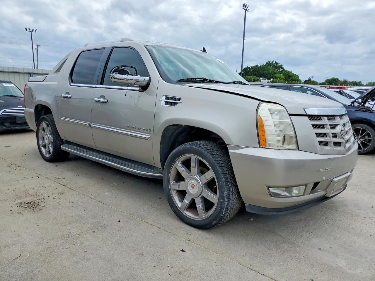2008 Cadillac Escalade Ext Cream vin: 3GYFK62868G307460