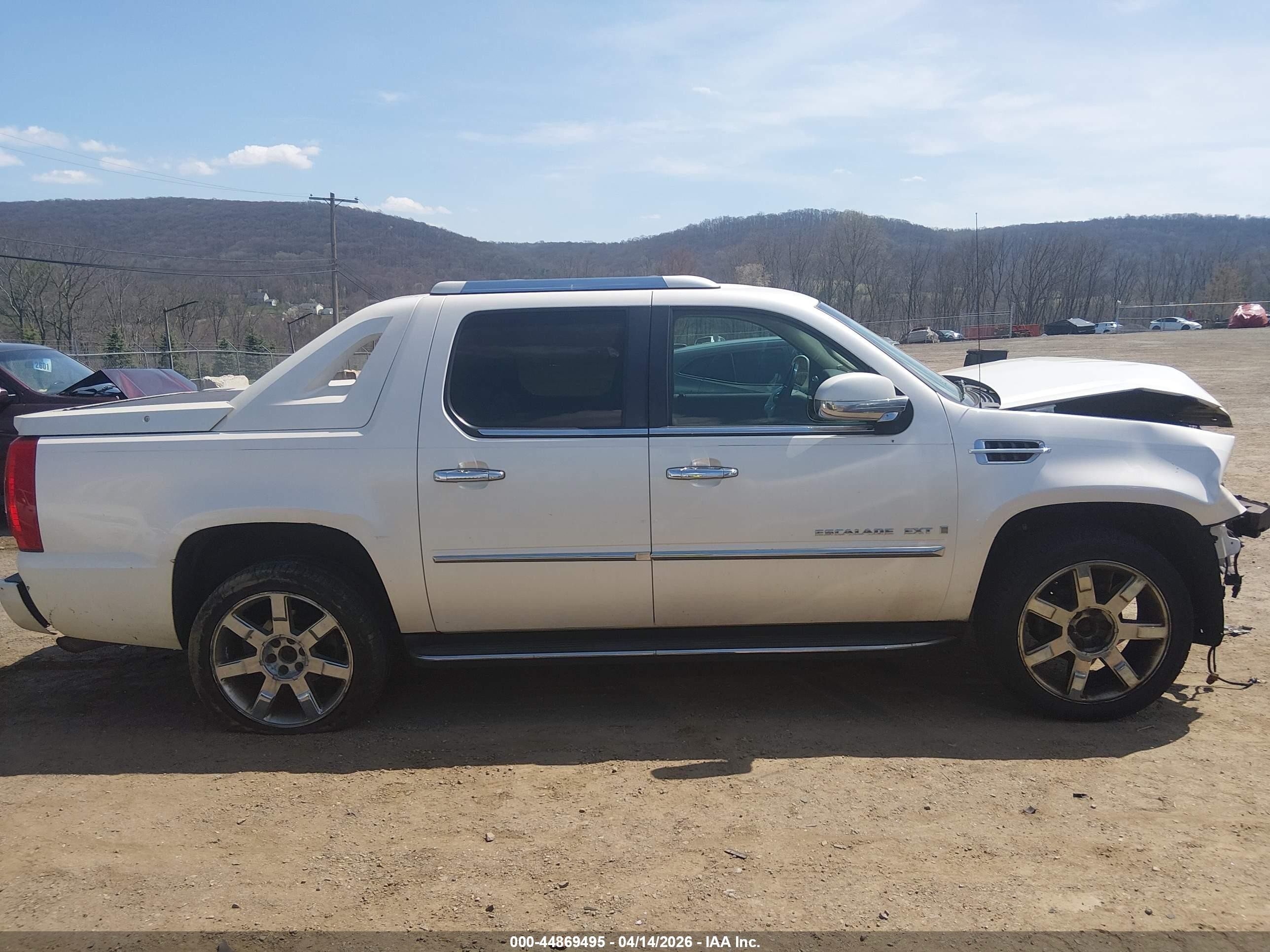 2008 Cadillac Escalade Ext Standard White vin: 3GYFK62878G292970