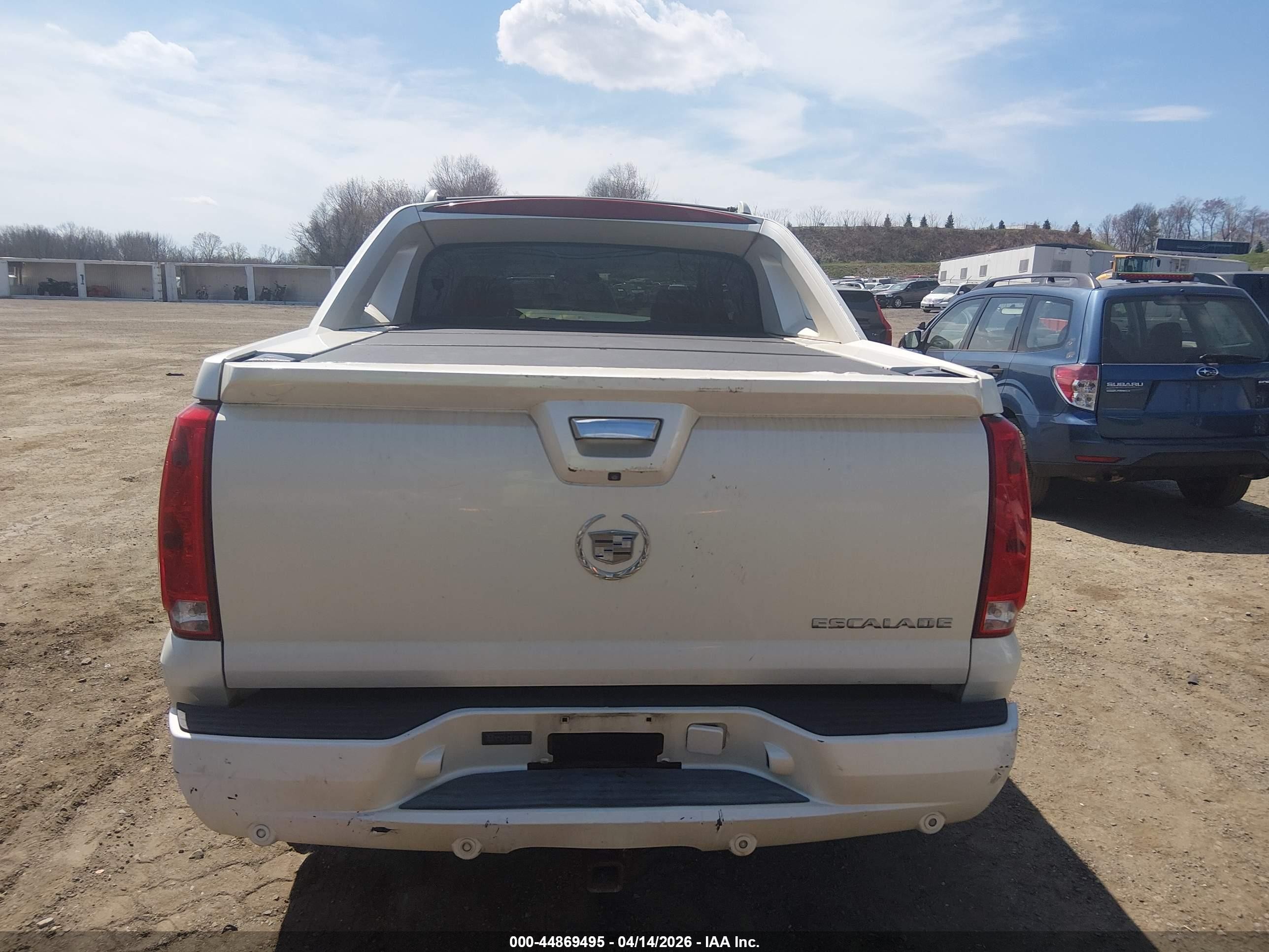 2008 Cadillac Escalade Ext Standard White vin: 3GYFK62878G292970