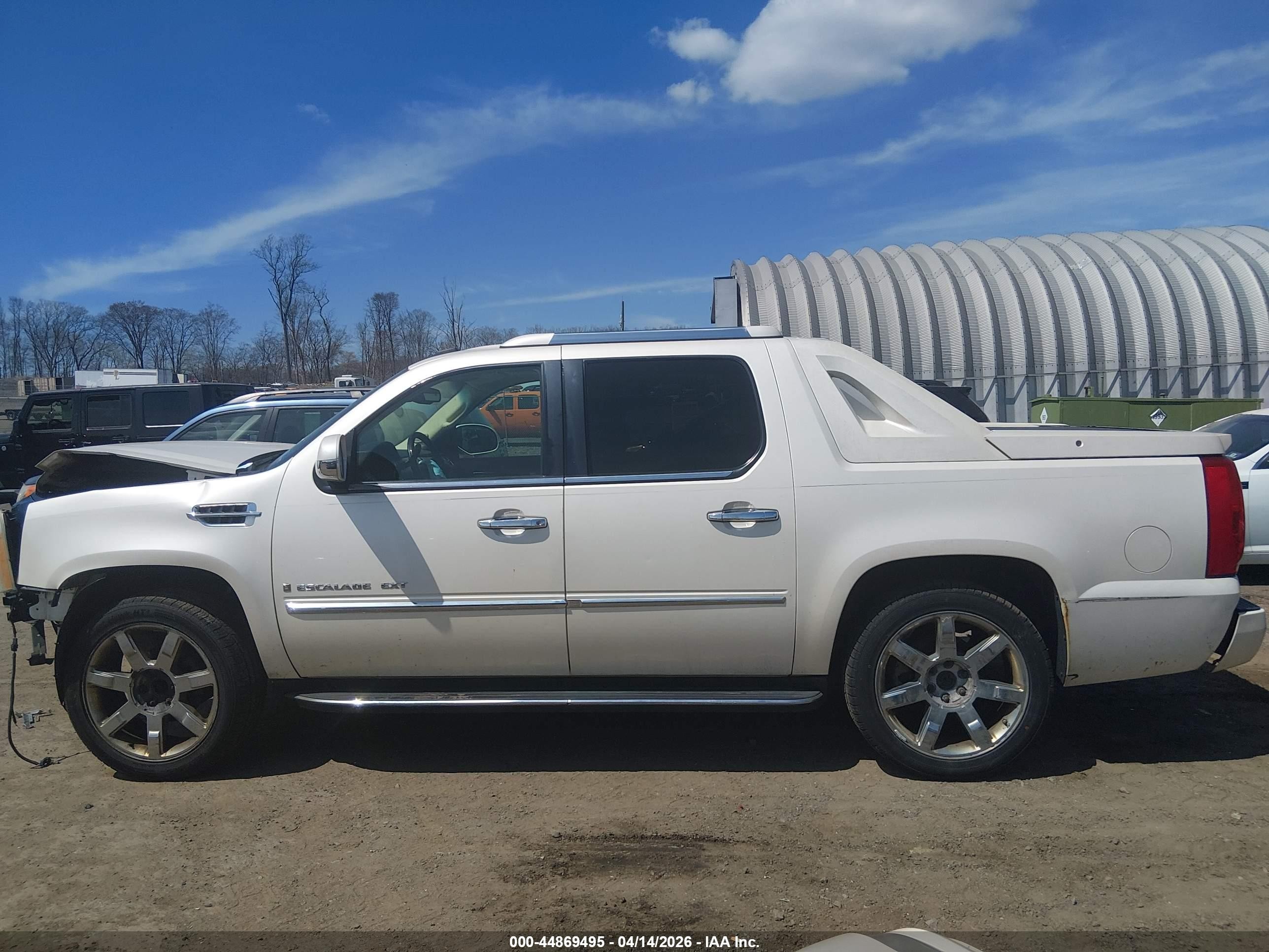 2008 Cadillac Escalade Ext Standard White vin: 3GYFK62878G292970