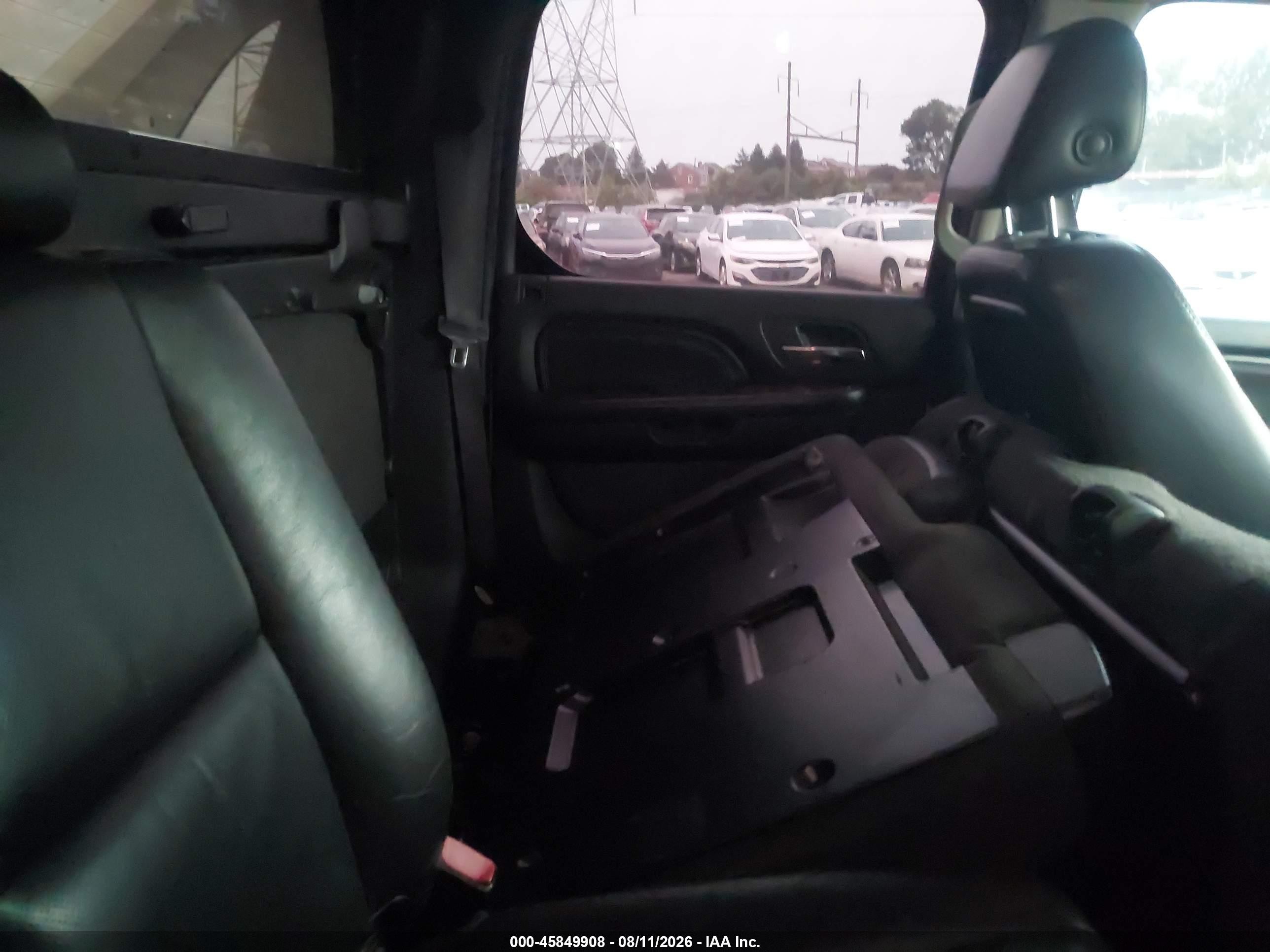 2007 Cadillac Escalade Ext   Cream vin: 3GYFK628X7G270217