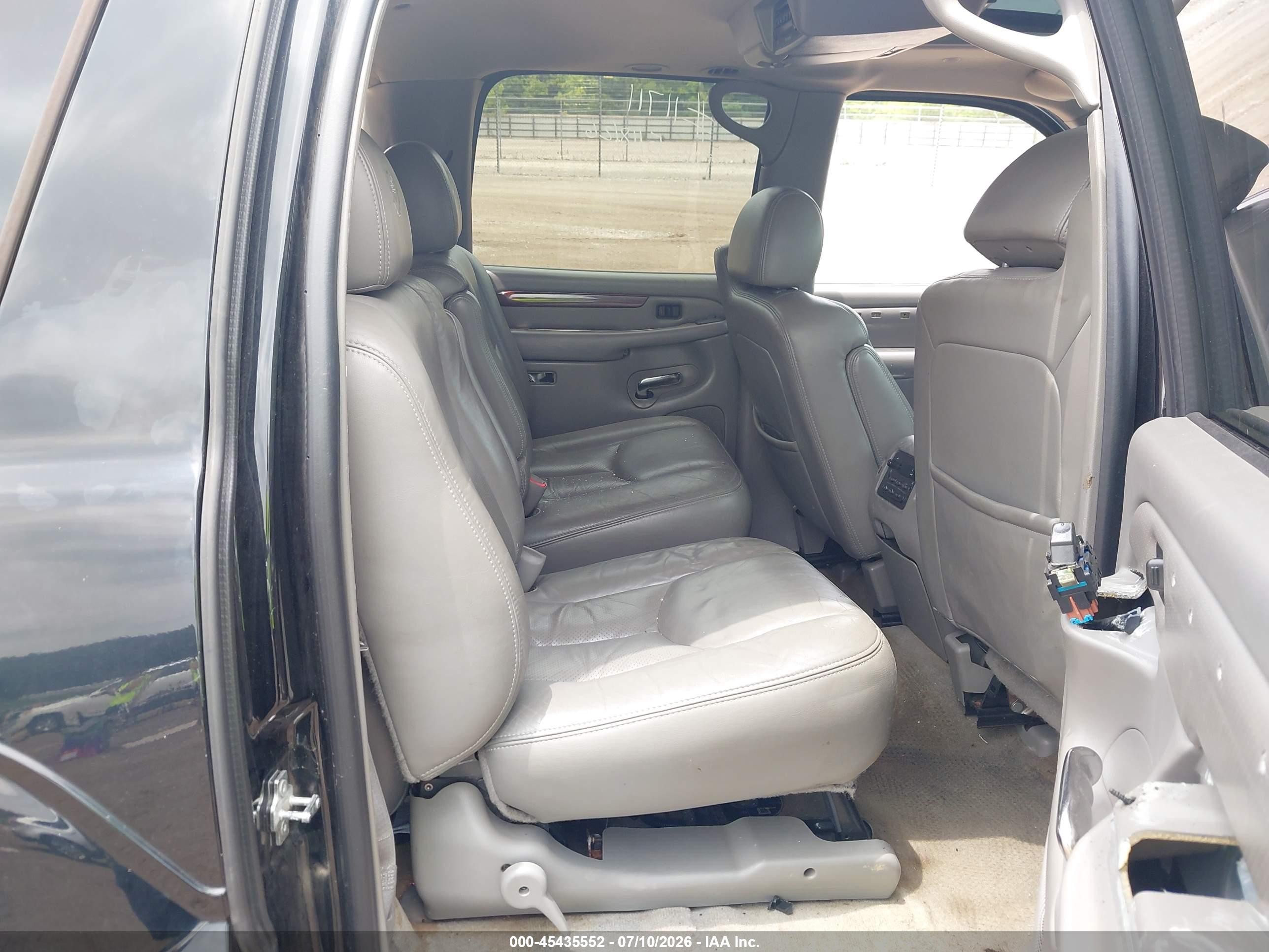 2005 Cadillac Escalade Esv Standard Черный vin: 3GYFK66N05G103667