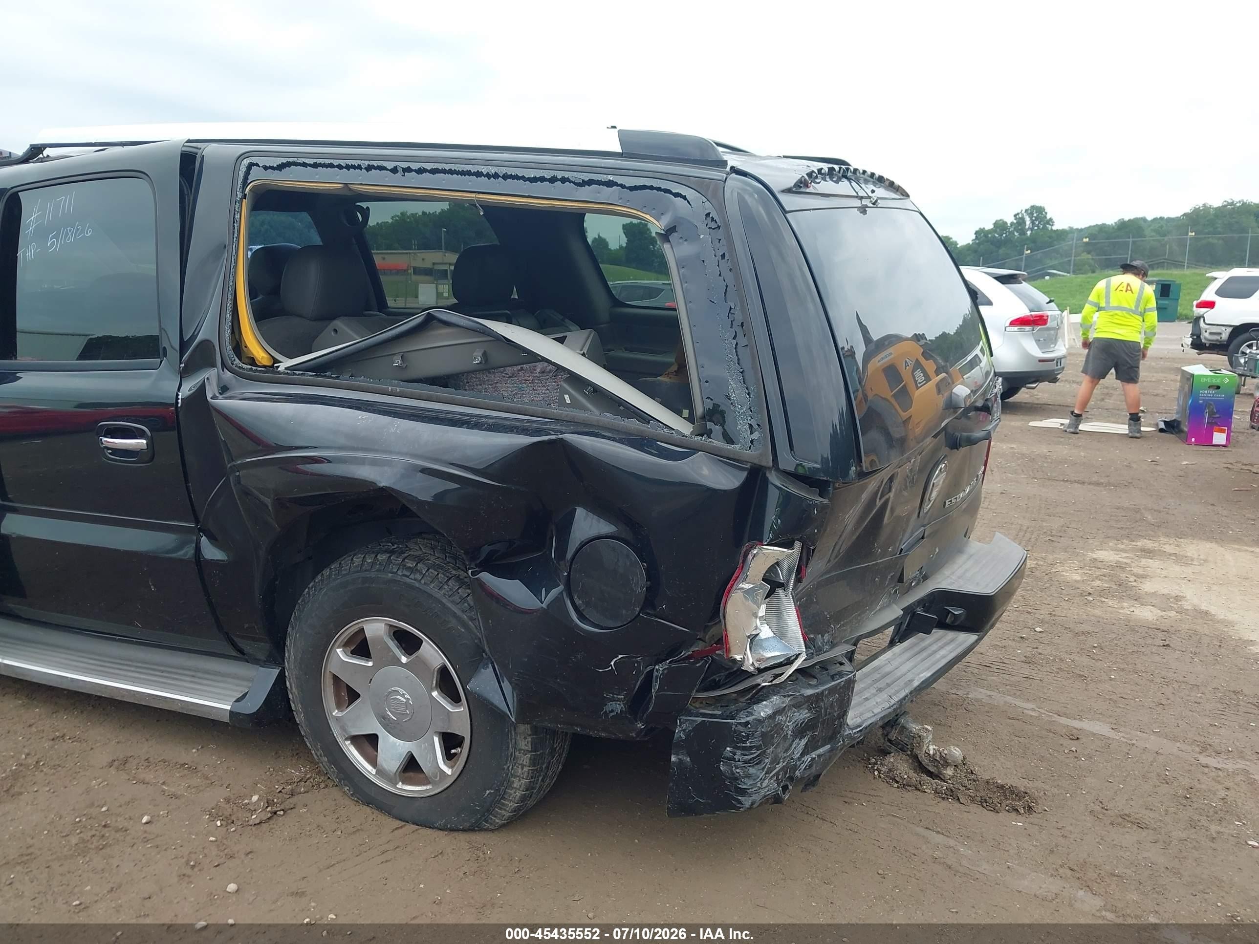 2005 Cadillac Escalade Esv Standard Черный vin: 3GYFK66N05G103667