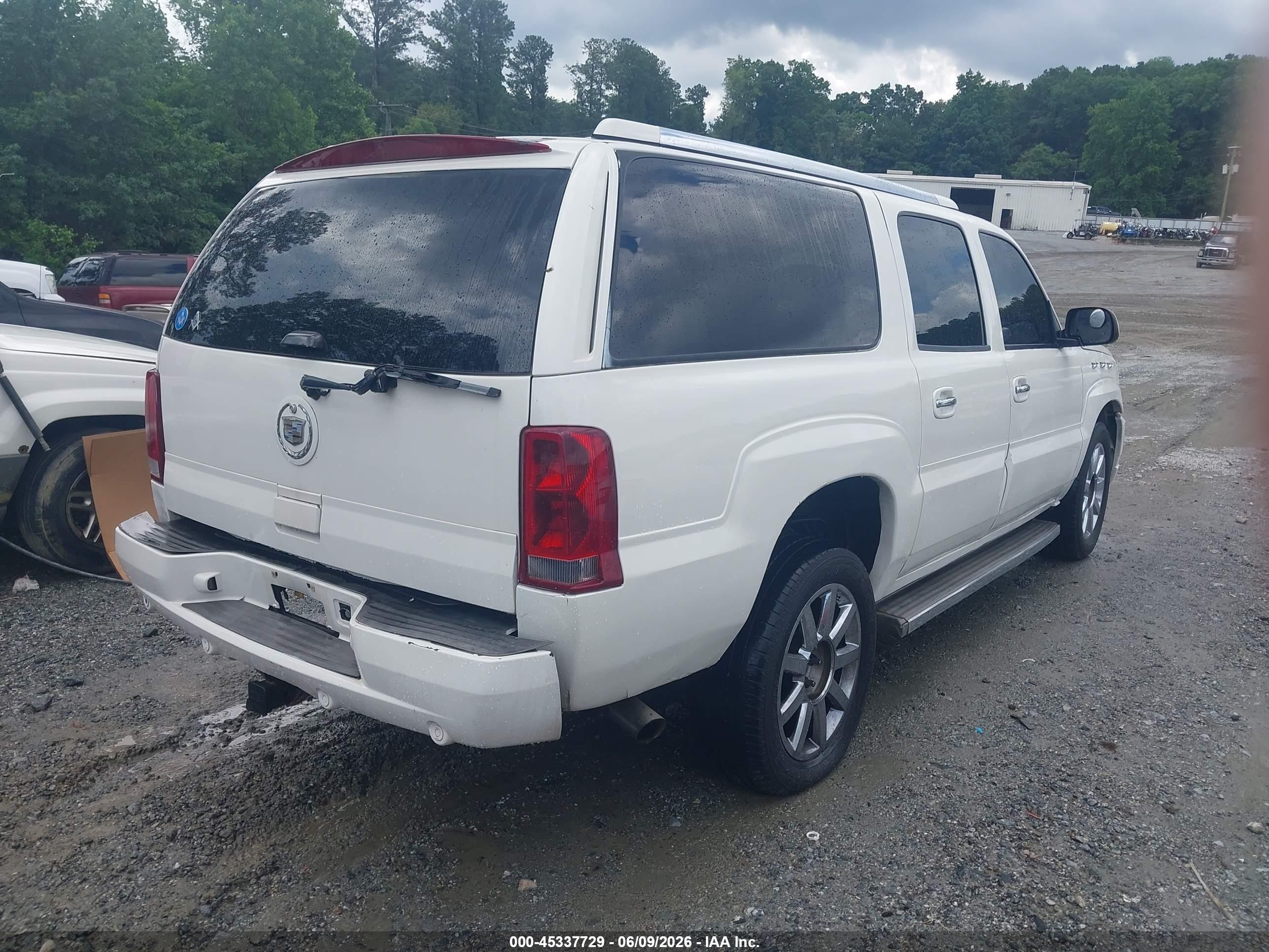 2005 Cadillac Escalade Esv Platinum Edition White vin: 3GYFK66N05G244755