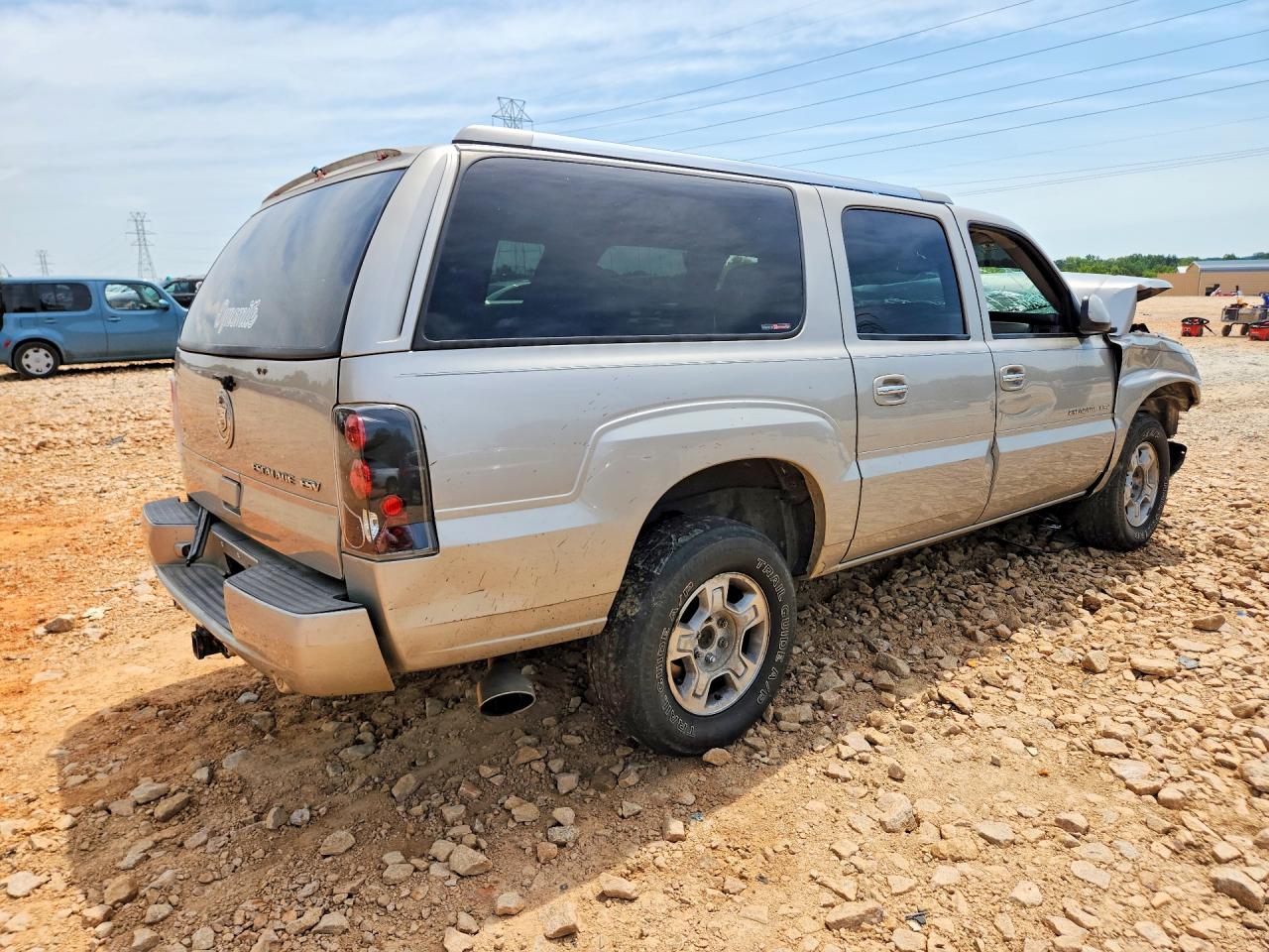 2004 Cadillac Escalade Esv Gold vin: 3GYFK66N14G213240