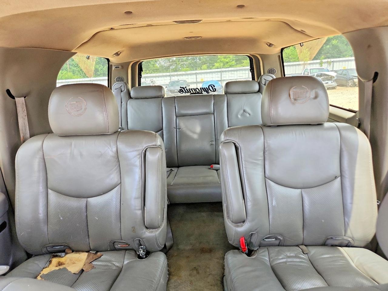 2004 Cadillac Escalade Esv Gold vin: 3GYFK66N14G213240