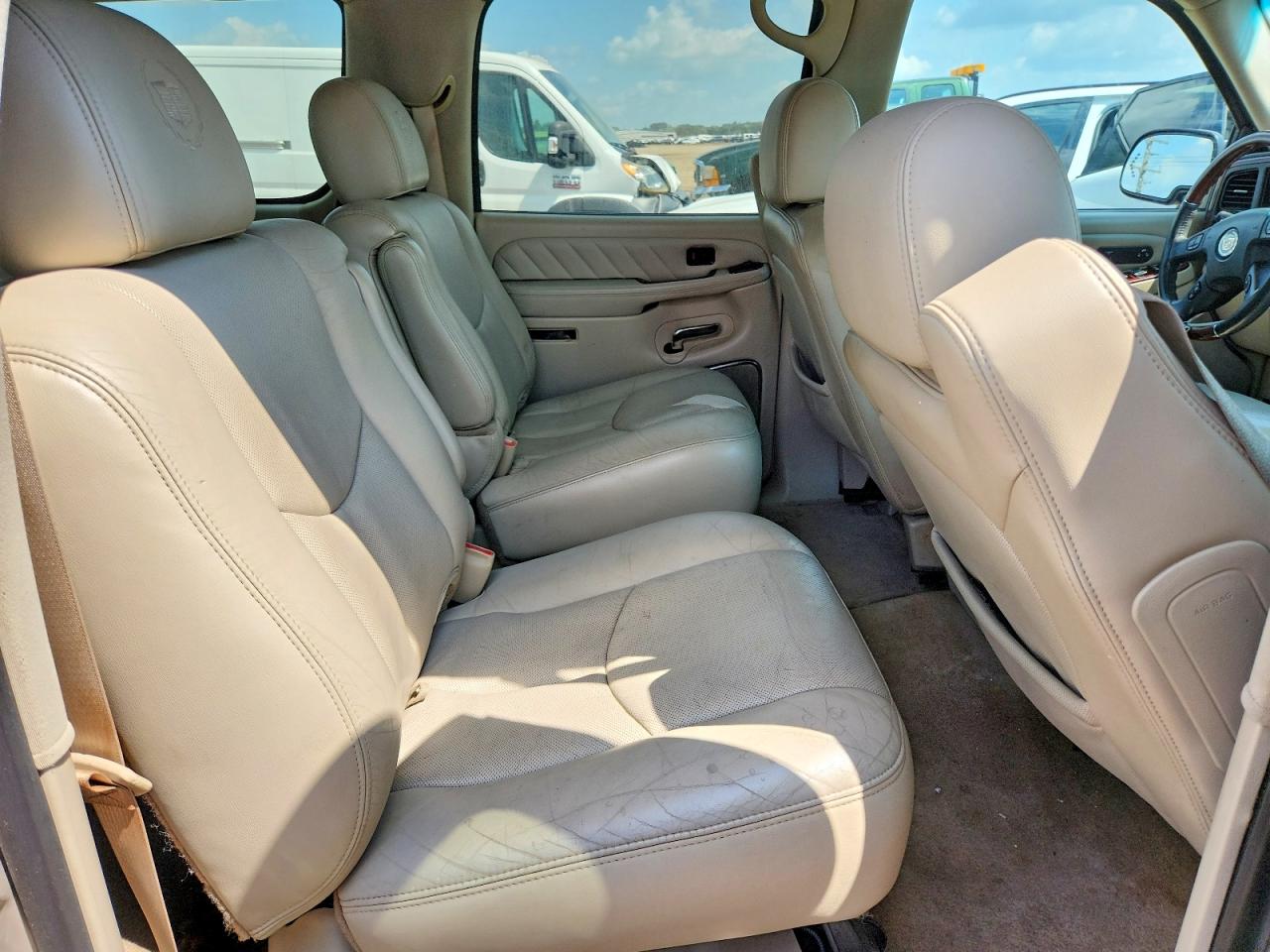 2005 Cadillac Escalade Esv Beige vin: 3GYFK66N25G163868