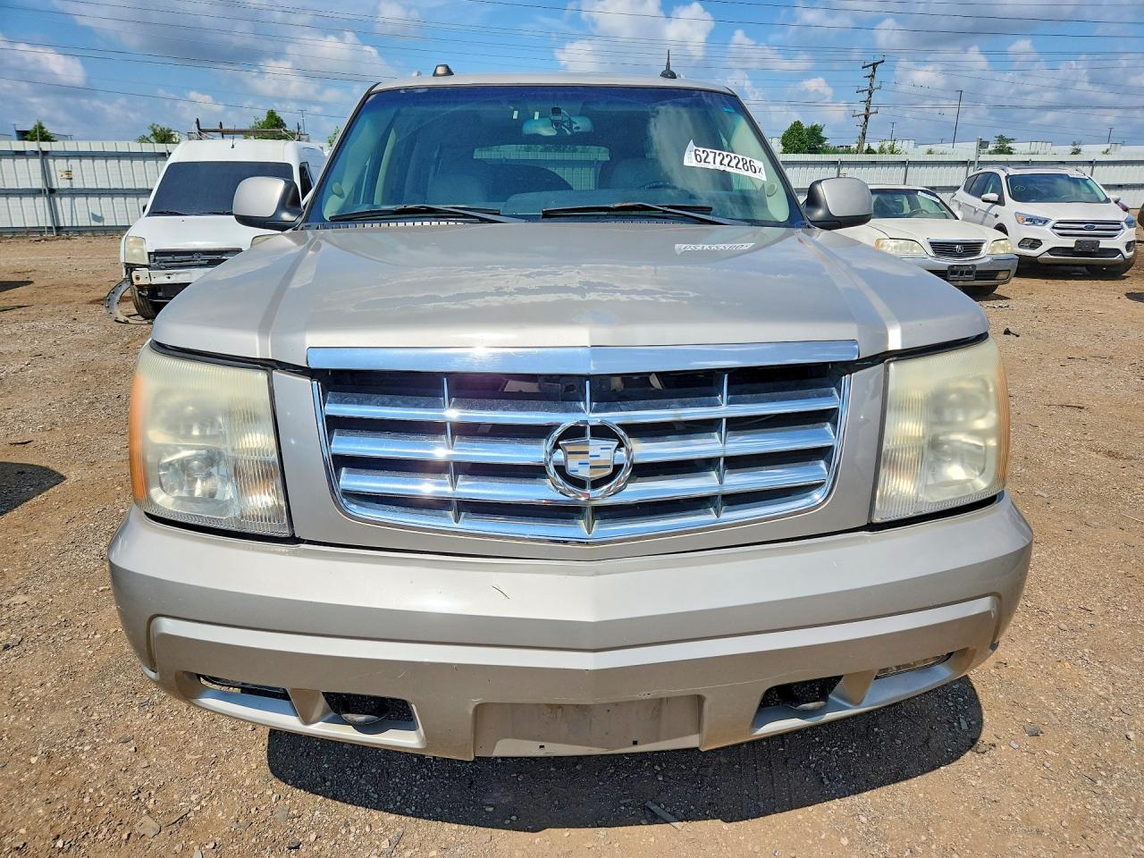 2005 Cadillac Escalade Esv Beige vin: 3GYFK66N25G163868