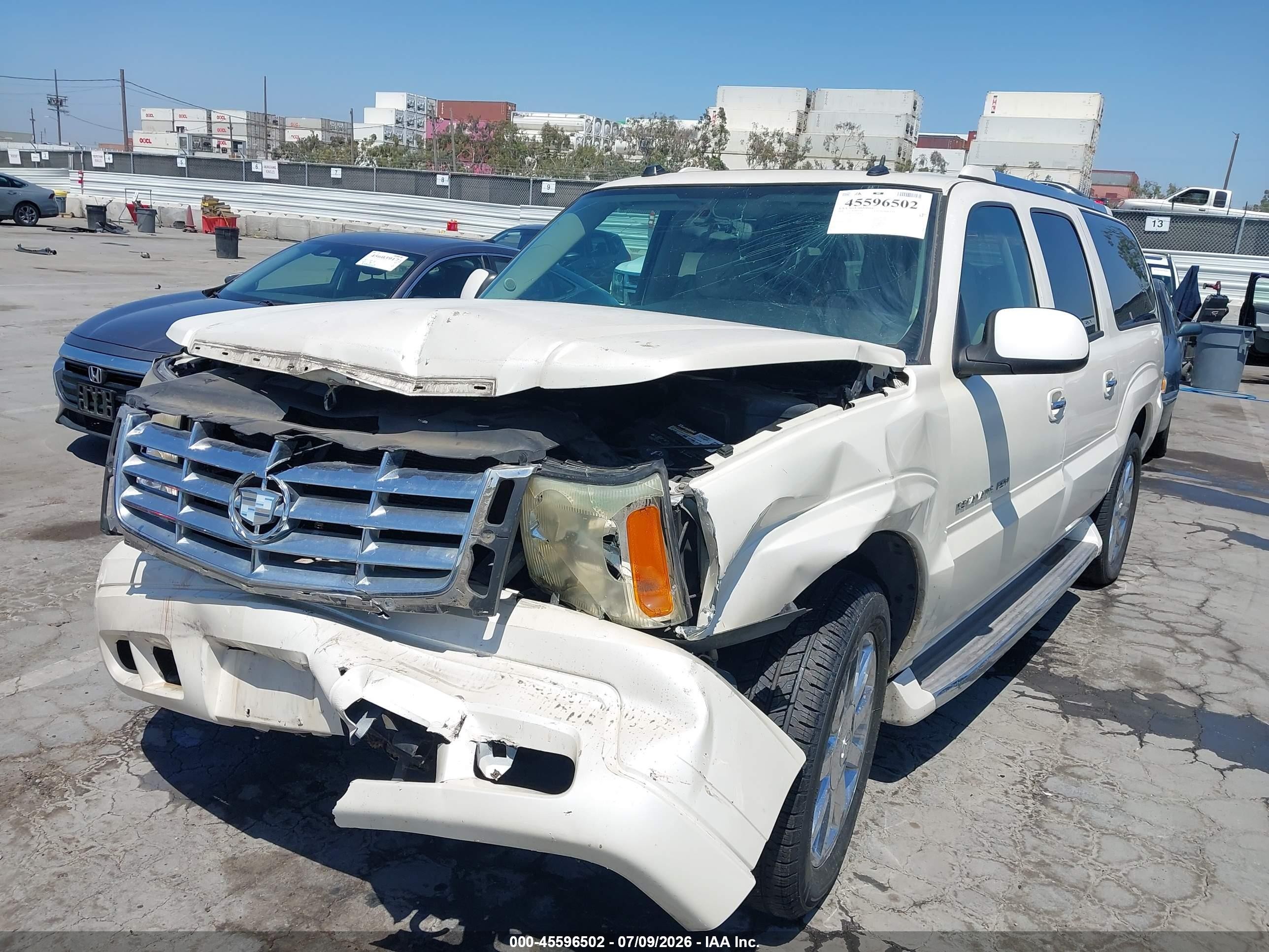 2004 Cadillac Escalade Esv Platinum Edition White vin: 3GYFK66N34G340040