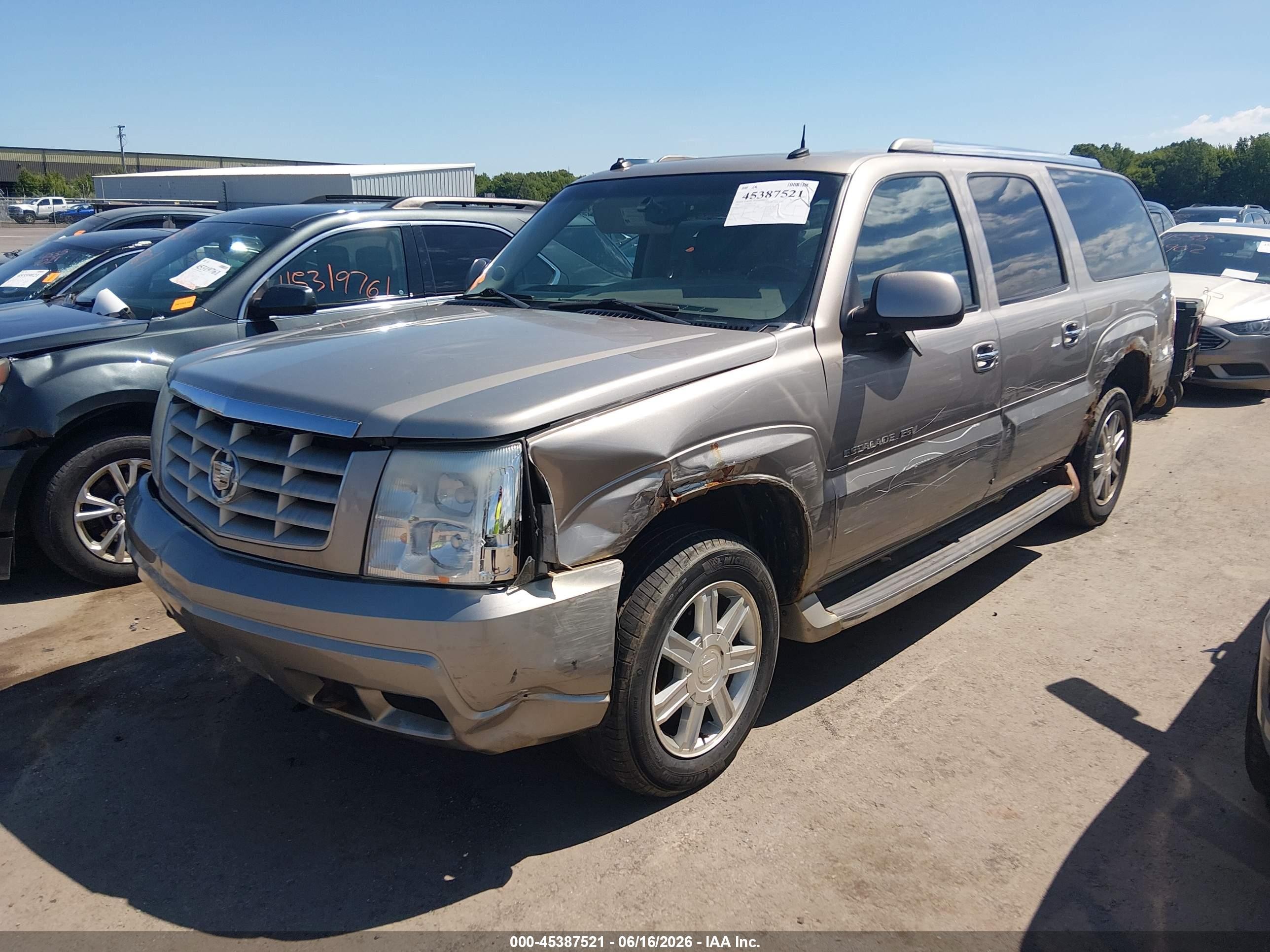 2003 Cadillac Escalade Esv Standard Tan vin: 3GYFK66N43G332933