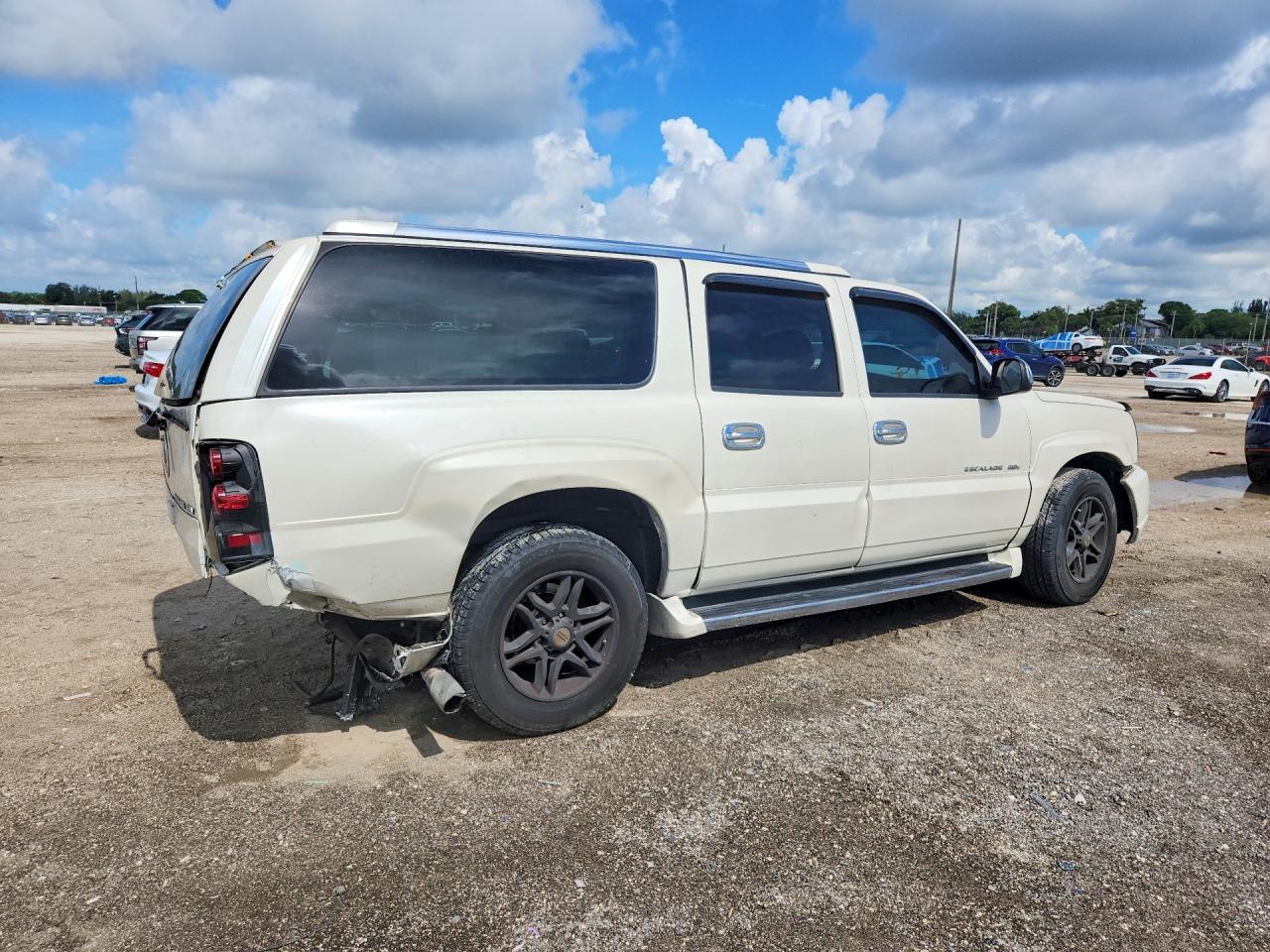 2005 Cadillac Escalade Esv White vin: 3GYFK66N45G204498
