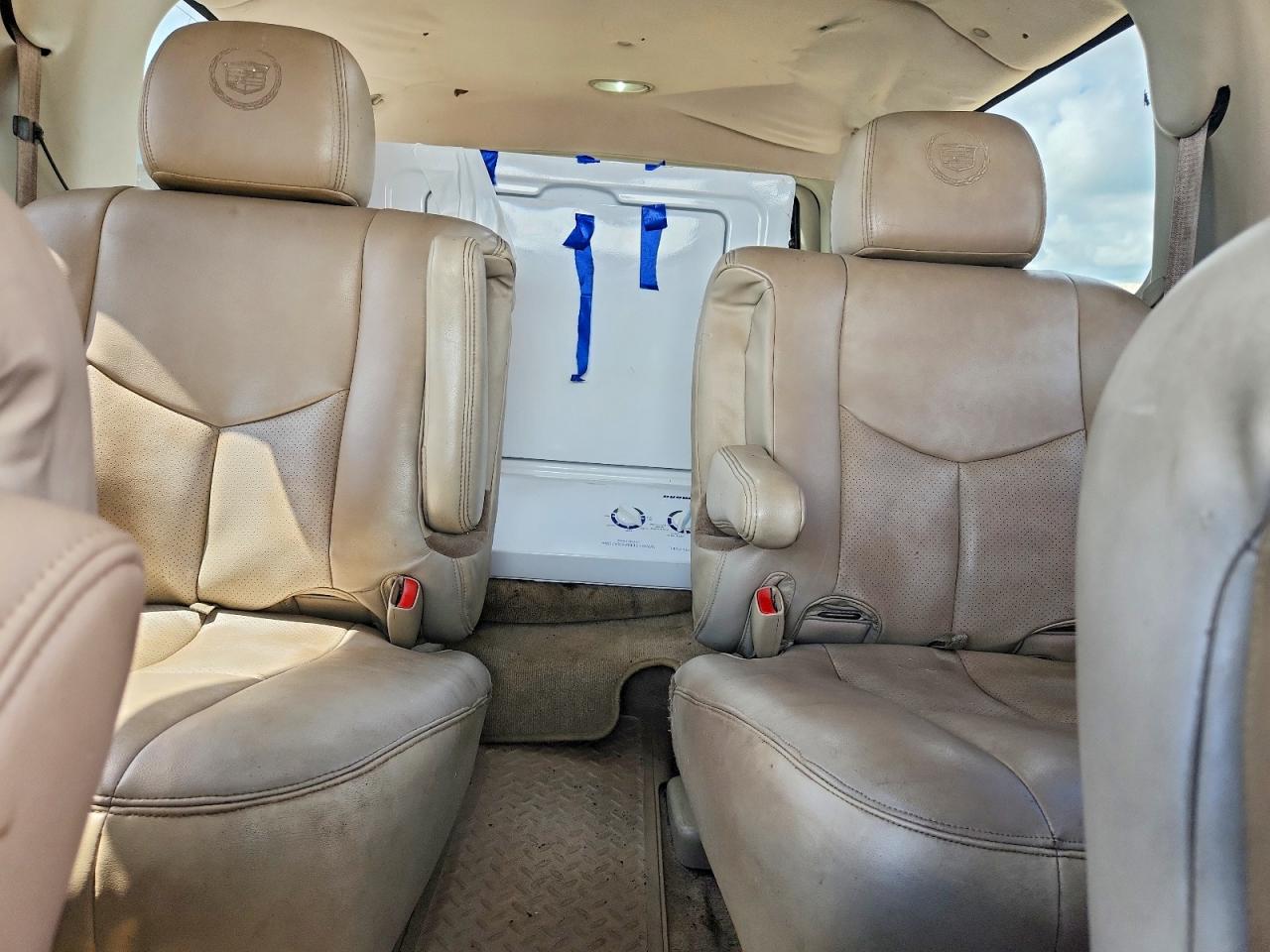 2005 Cadillac Escalade Esv White vin: 3GYFK66N45G204498