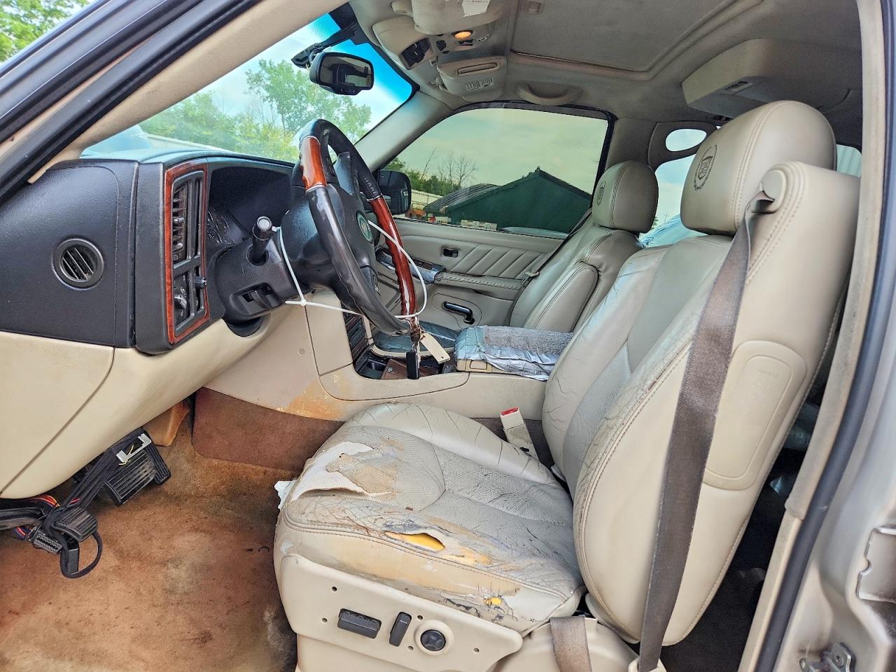 2004 Cadillac Escalade Esv Silver vin: 3GYFK66N54G330884