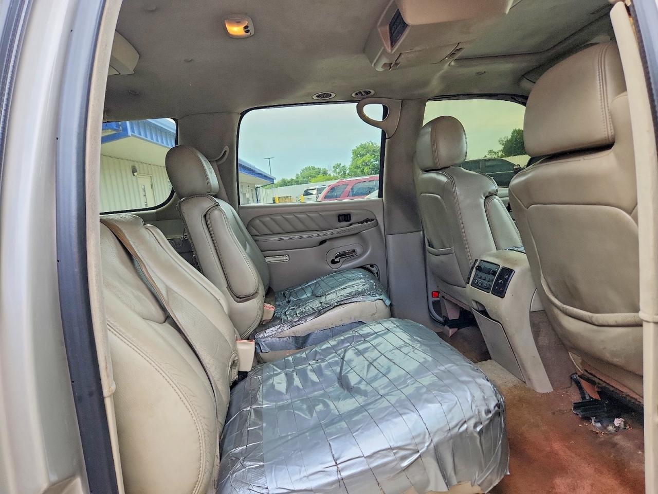2004 Cadillac Escalade Esv Silver vin: 3GYFK66N54G330884