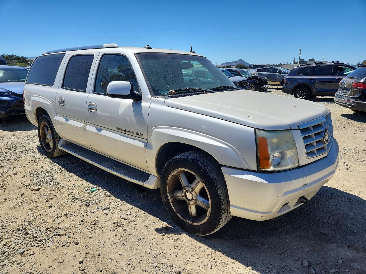 2003 Cadillac Escalade Esv White vin: 3GYFK66N73G259749