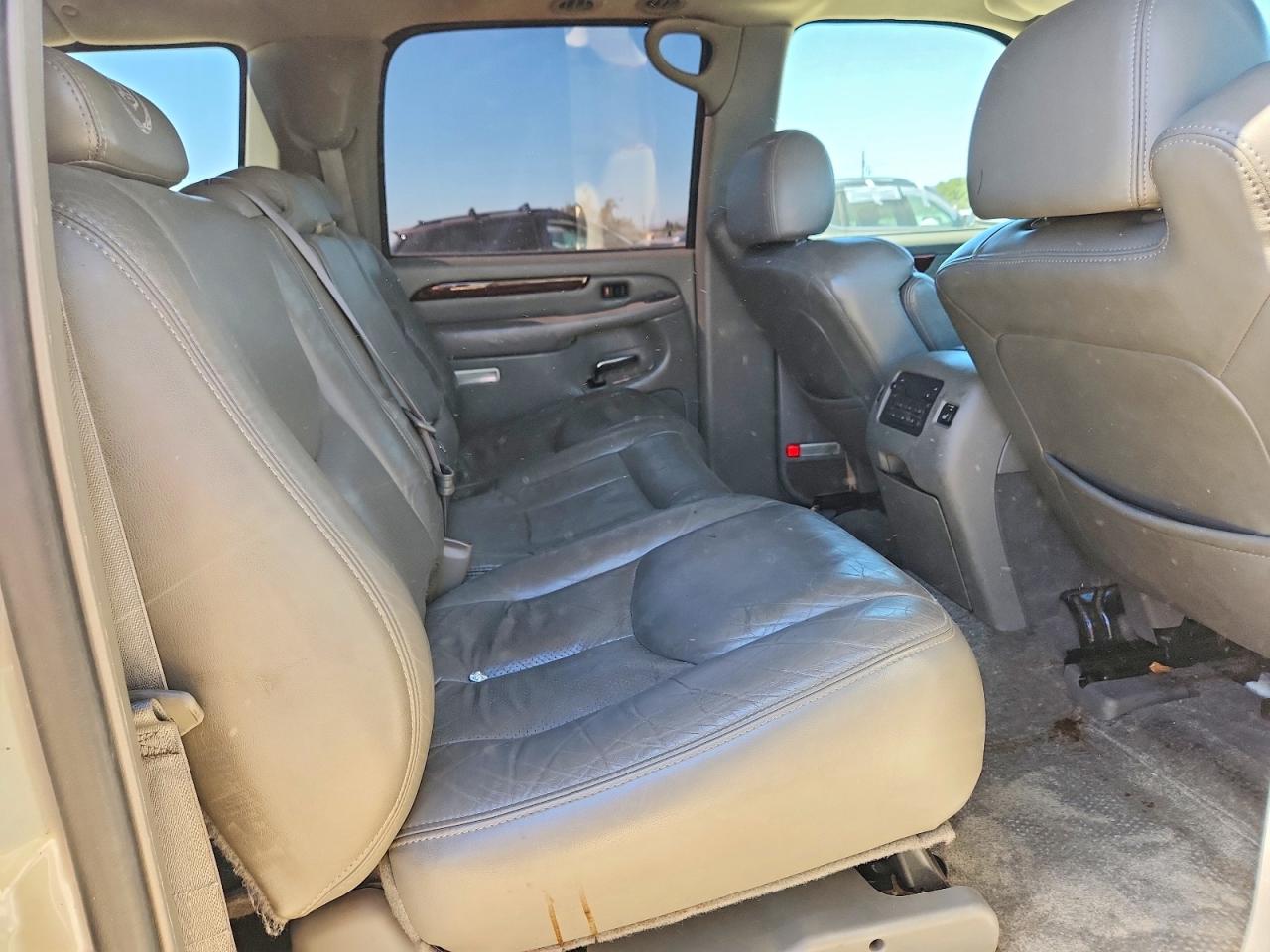 2003 Cadillac Escalade Esv White vin: 3GYFK66N73G259749