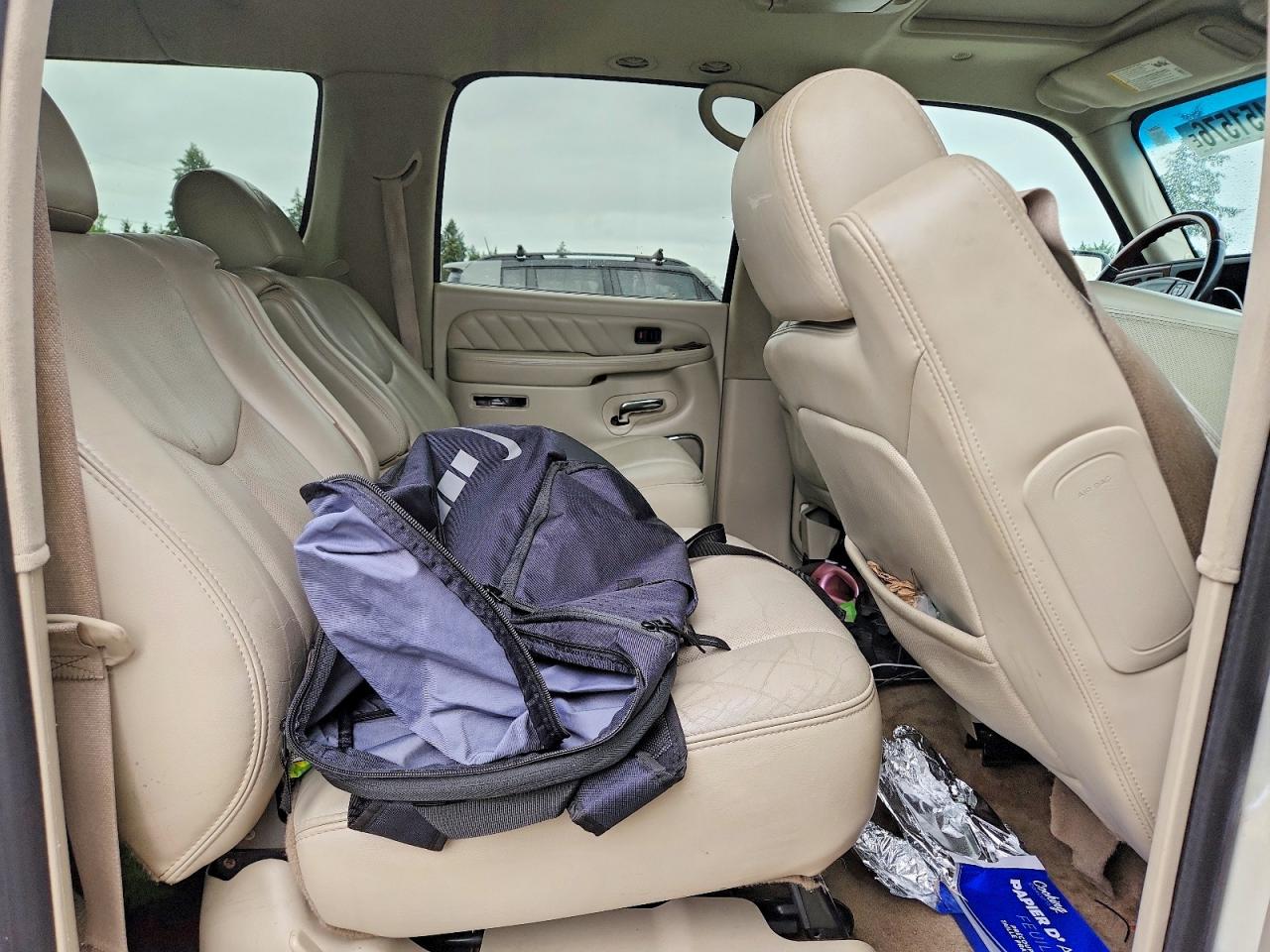 2004 Cadillac Escalade Esv White vin: 3GYFK66N84G337893