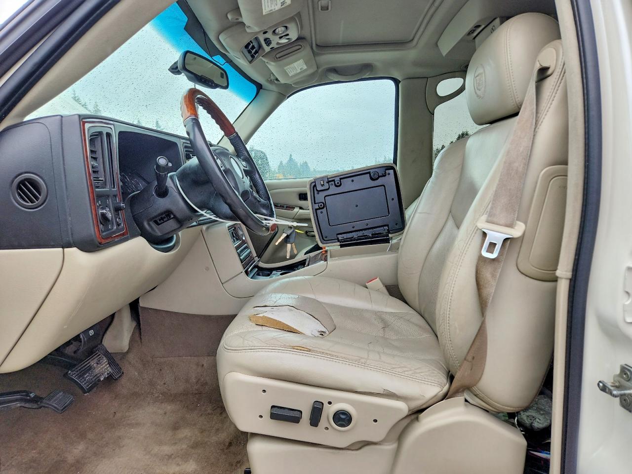 2004 Cadillac Escalade Esv White vin: 3GYFK66N84G337893