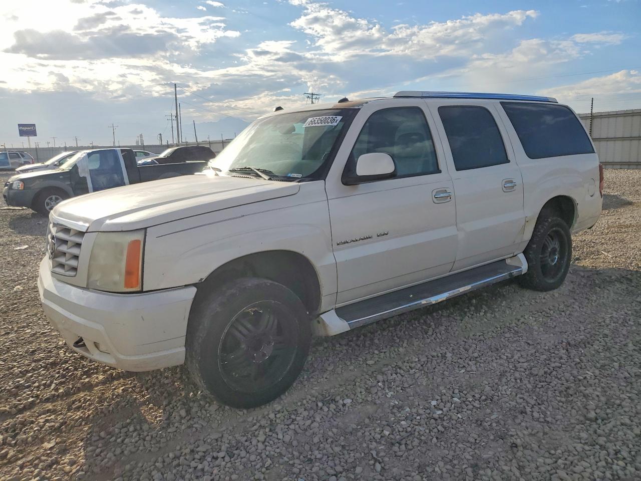 2005 Cadillac Escalade Esv White vin: 3GYFK66N95G215724