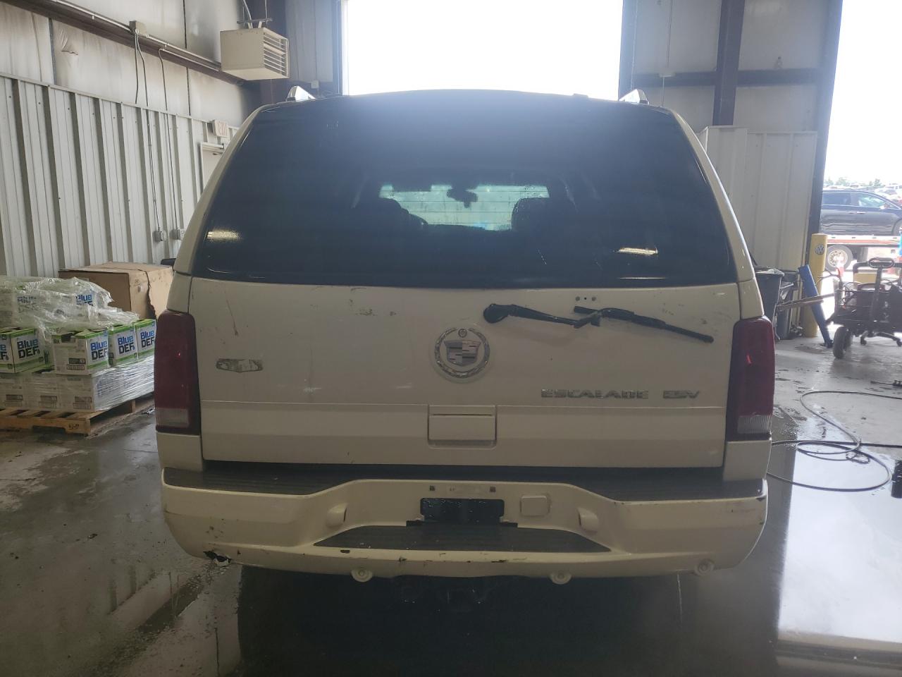 2006 Cadillac Escalade Esv Cream vin: 3GYFK66N96G199462 Damage: Lift Gate, Multiple Scratches Heavy, 6