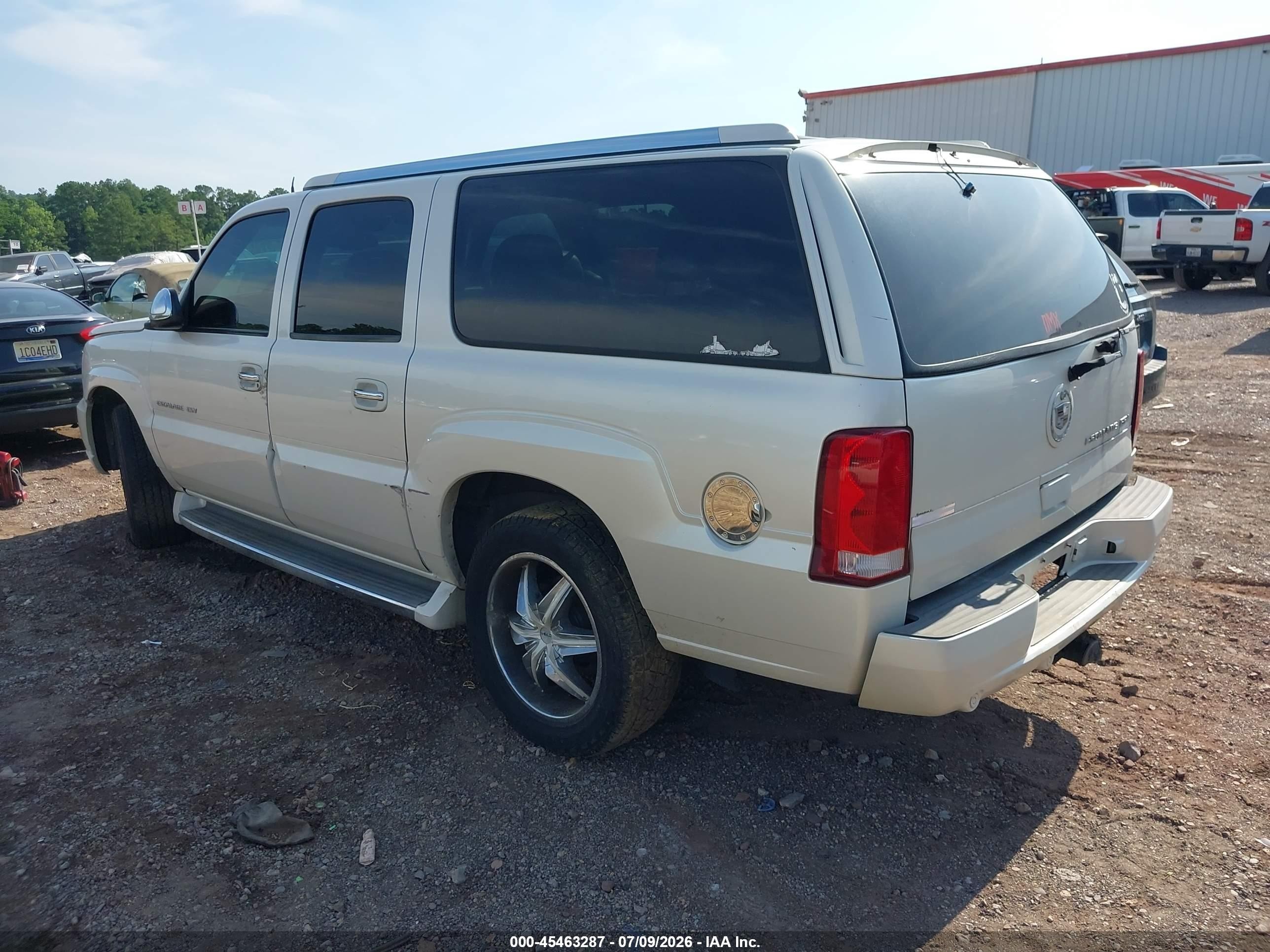 2004 Cadillac Escalade Esv Standard White vin: 3GYFK66NX4G215326