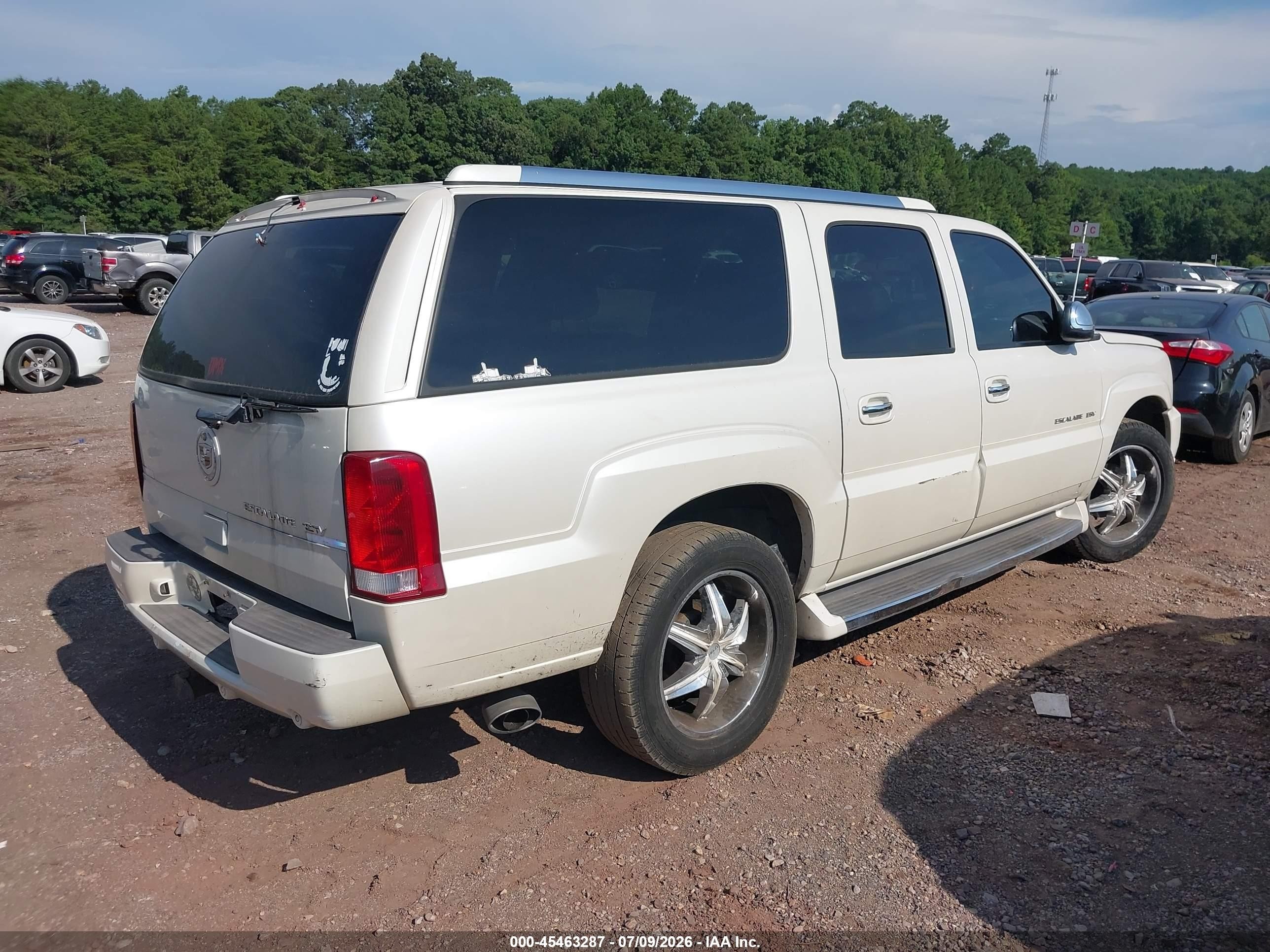2004 Cadillac Escalade Esv Standard White vin: 3GYFK66NX4G215326