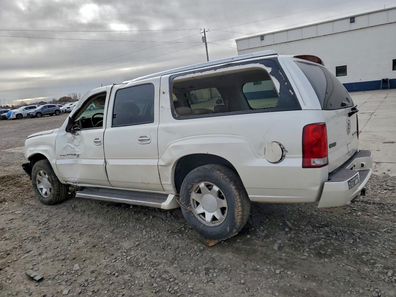 2005 Cadillac Escalade Esv White vin: 3GYFK66NX5G288522
