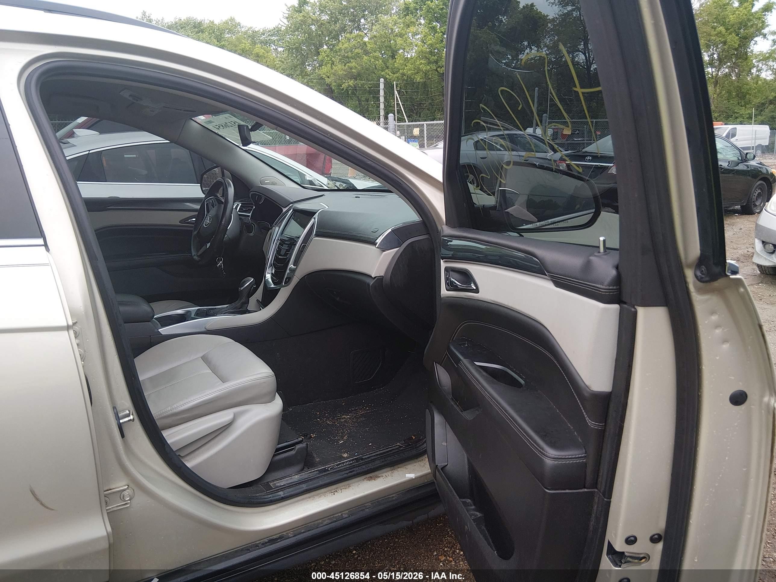 2014 Cadillac Srx Standard Gold vin: 3GYFNAE30ES645200