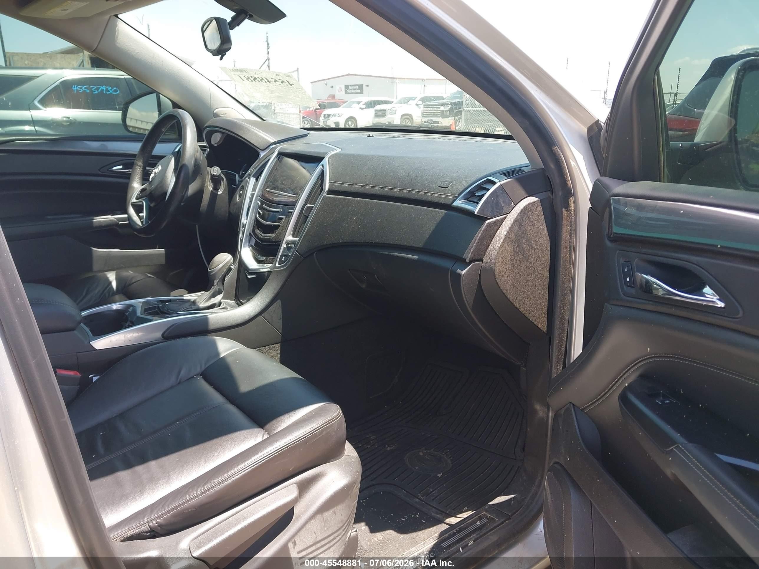 2015 Cadillac Srx Standard Silver vin: 3GYFNAE31FS581377