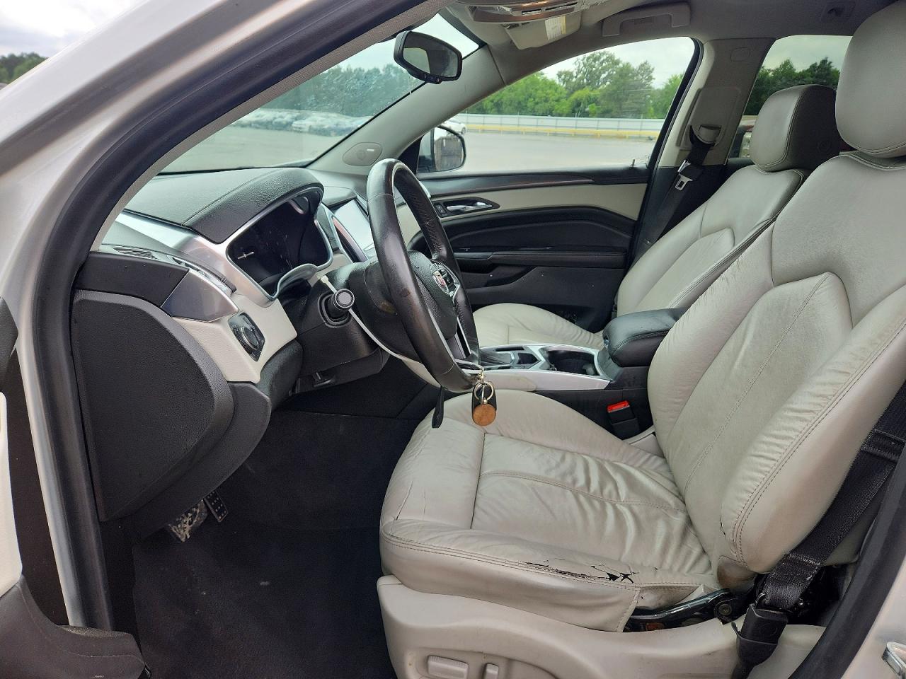 2015 Cadillac Srx Silver vin: 3GYFNAE32FS565740