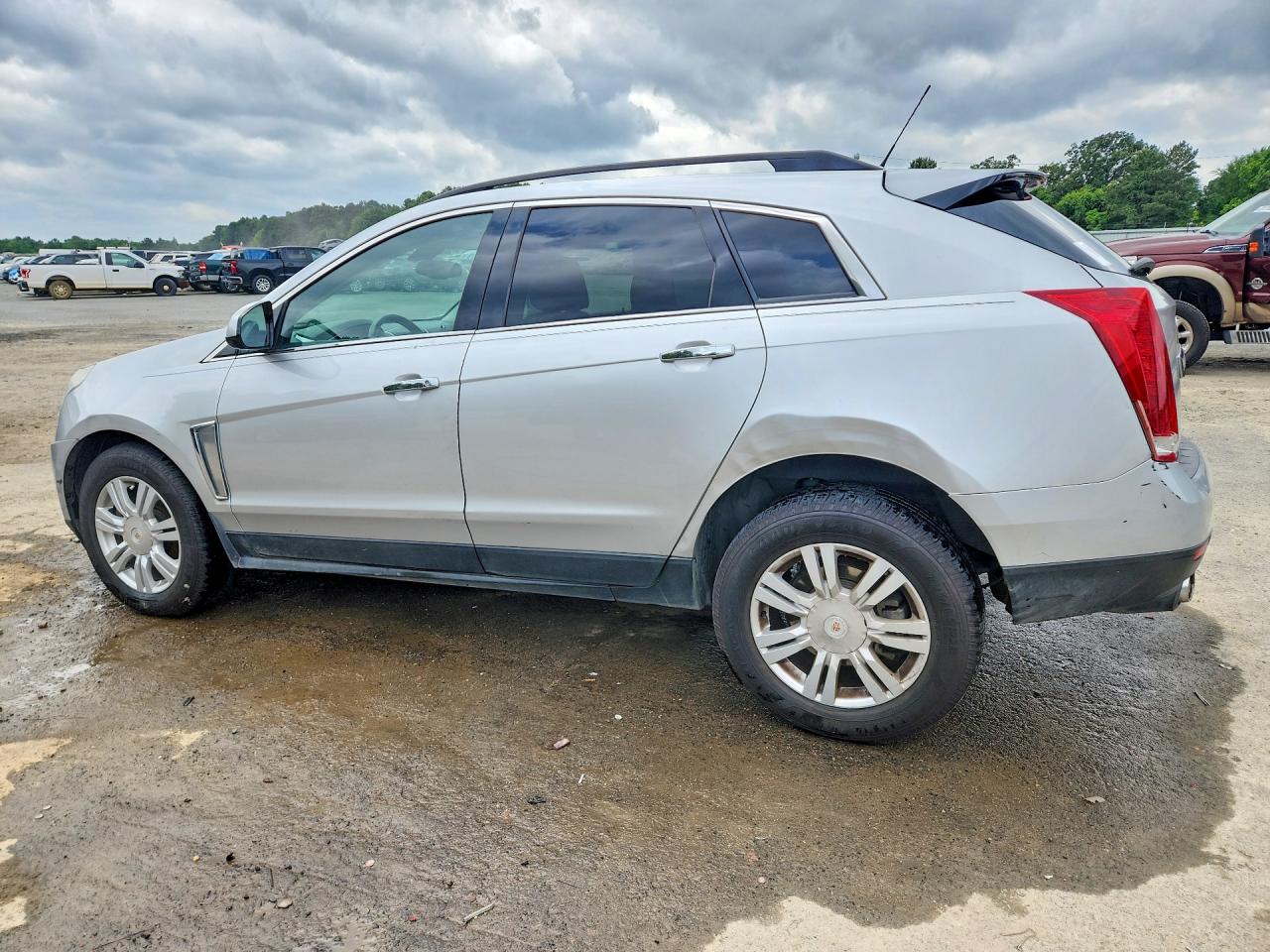 2015 Cadillac Srx Silver vin: 3GYFNAE32FS565740