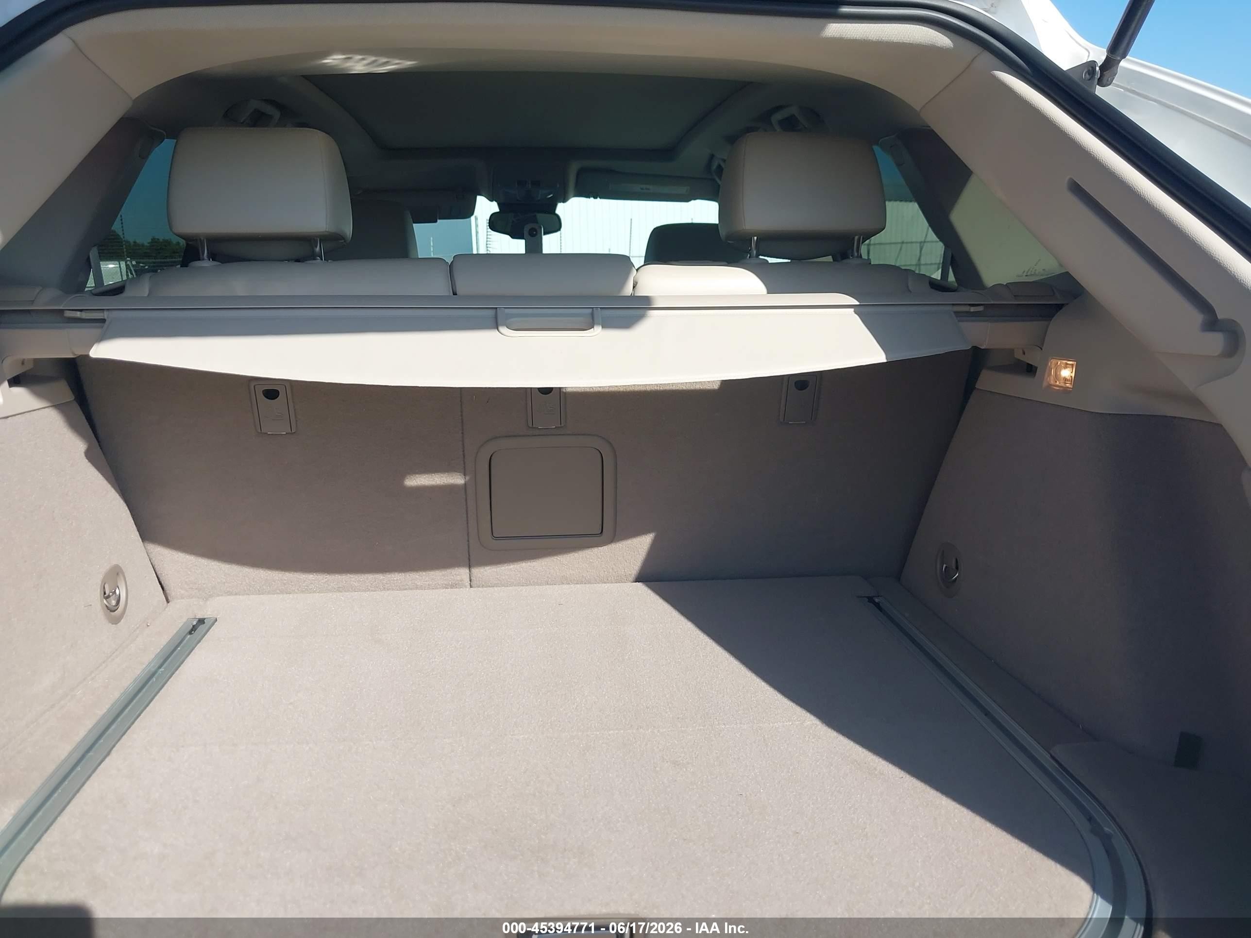 2012 Cadillac Srx Luxury Collection White vin: 3GYFNAE34CS570613