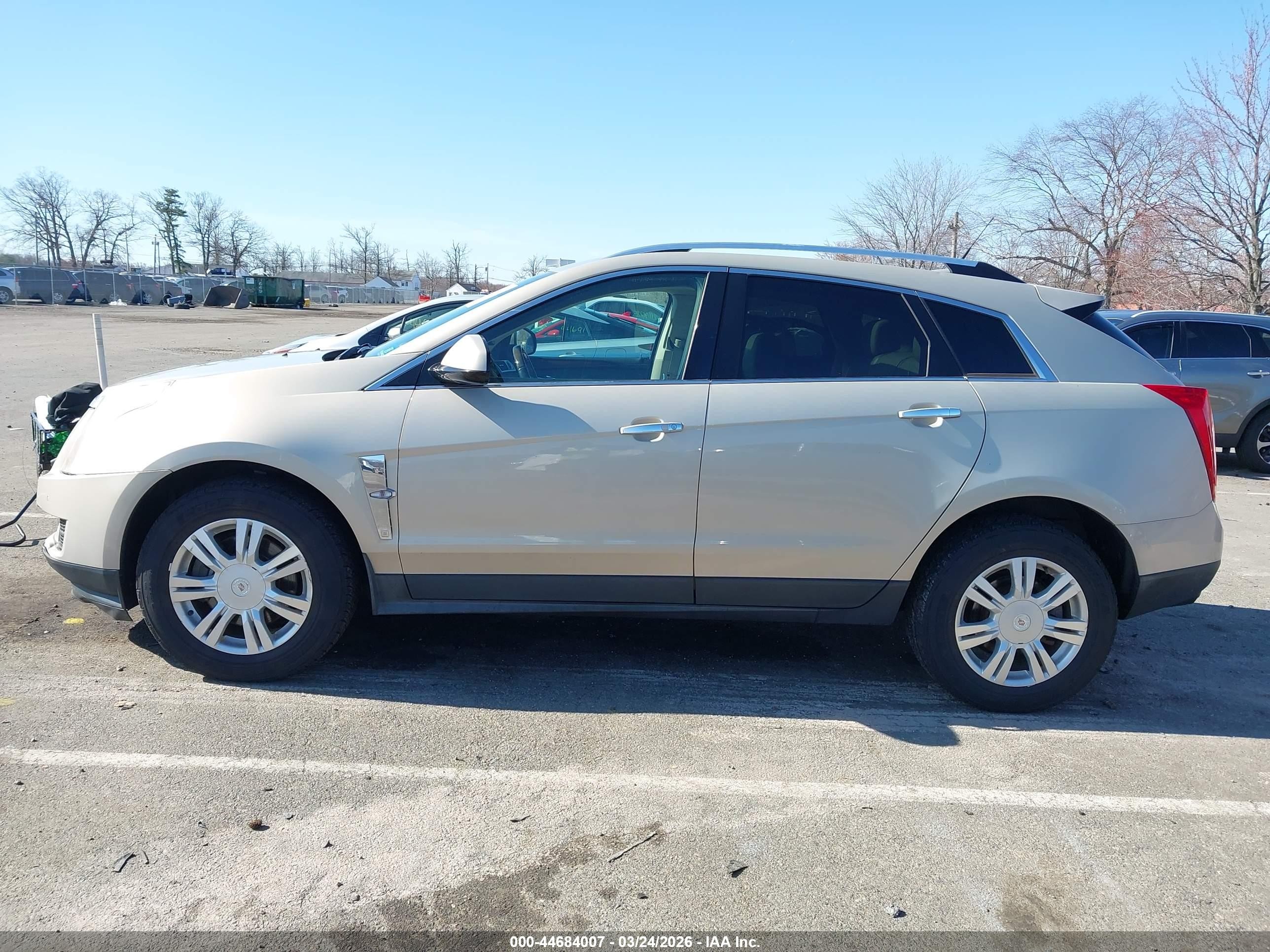 2012 Cadillac Srx Luxury Collection Beige vin: 3GYFNAE35CS570877
