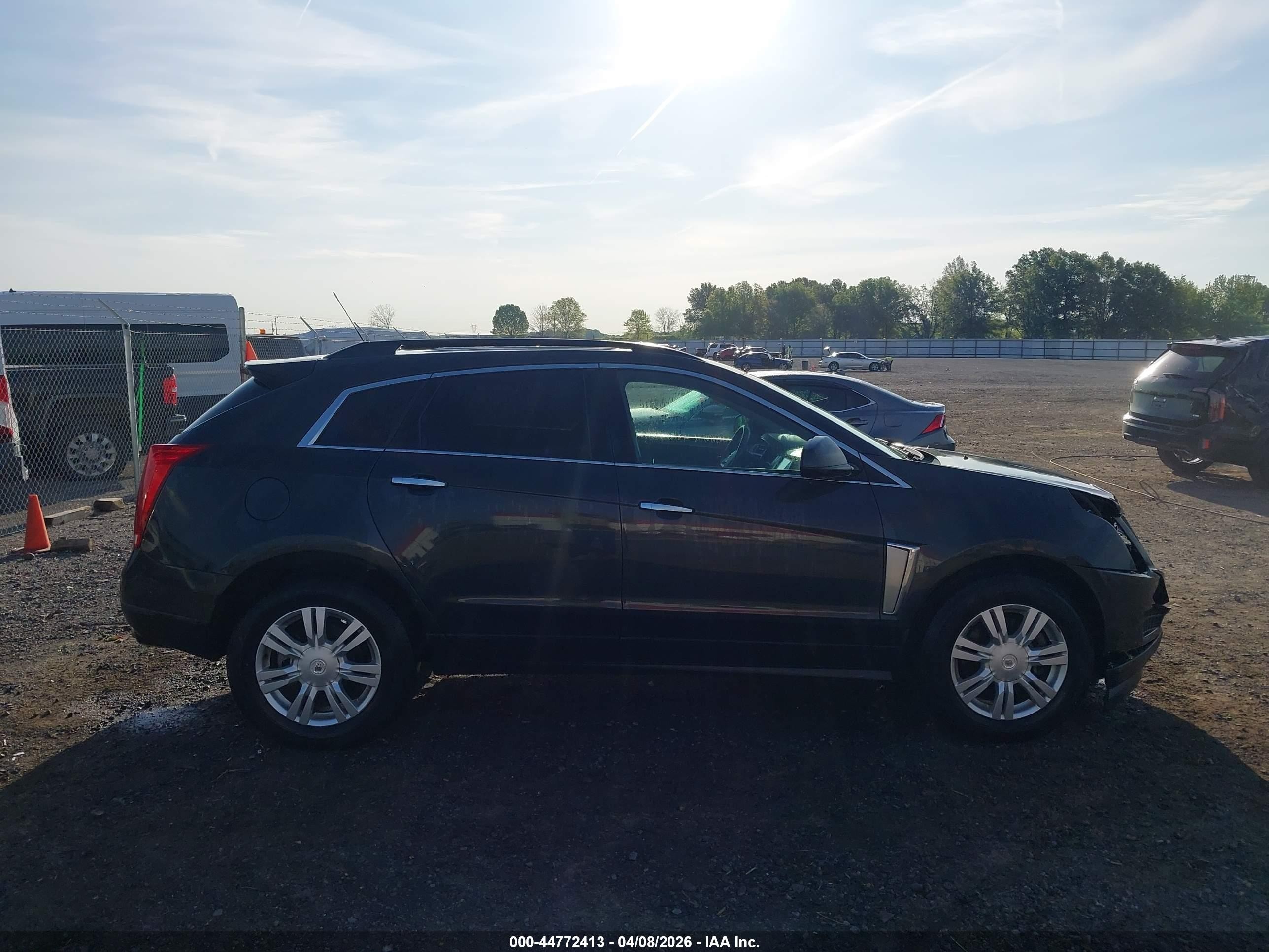 2015 Cadillac Srx Standard Gray vin: 3GYFNAE35FS599655