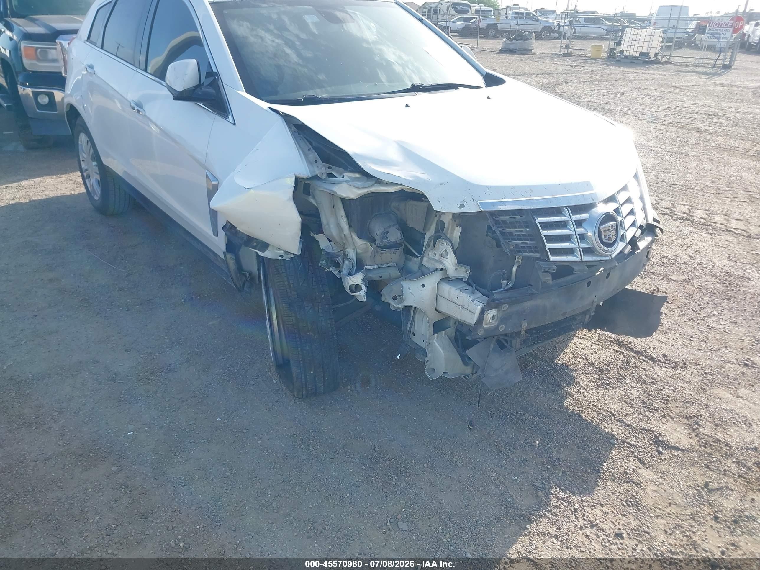2014 Cadillac Srx Standard Белый vin: 3GYFNAE36ES664124