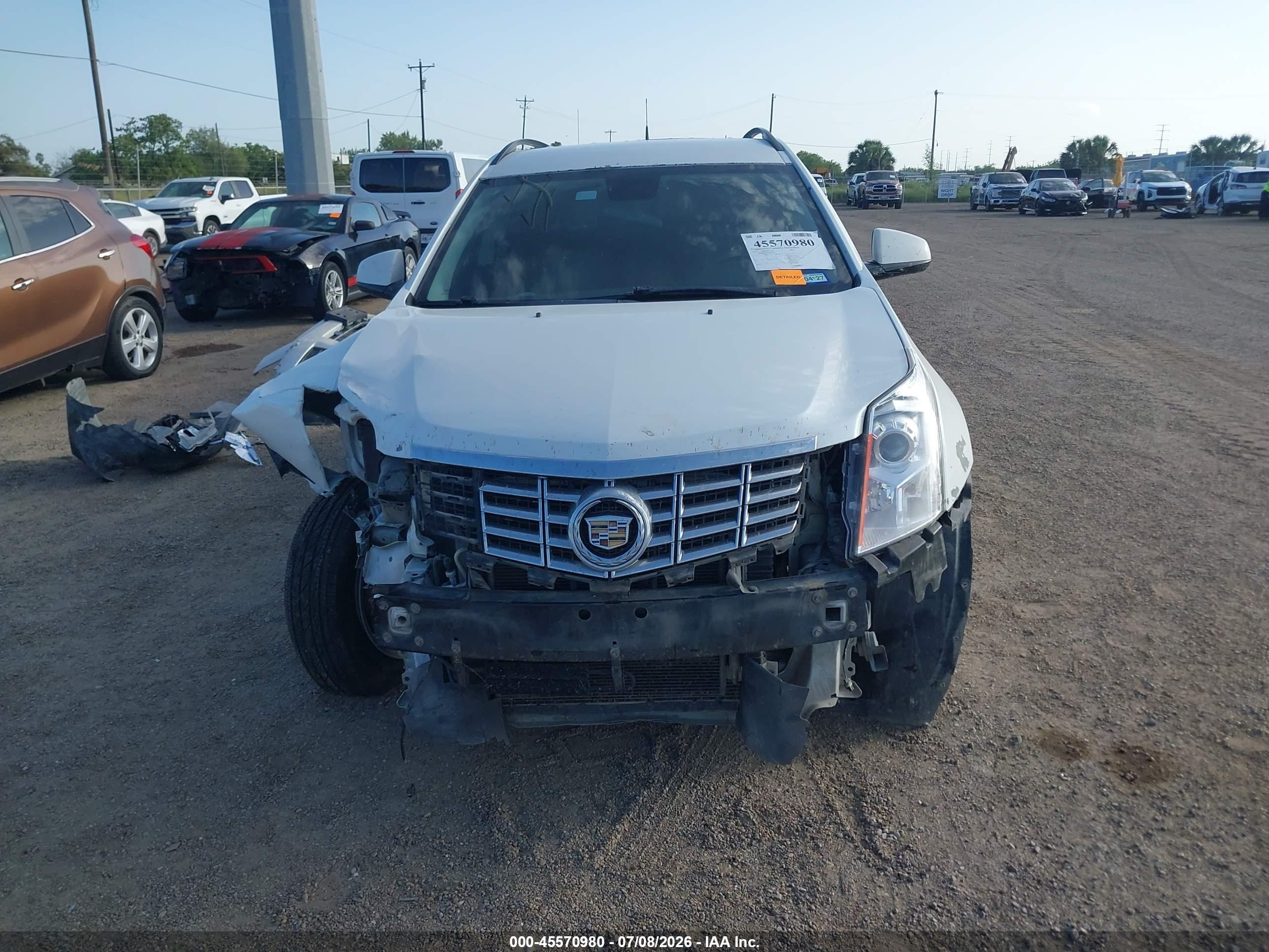 2014 Cadillac Srx Standard Белый vin: 3GYFNAE36ES664124