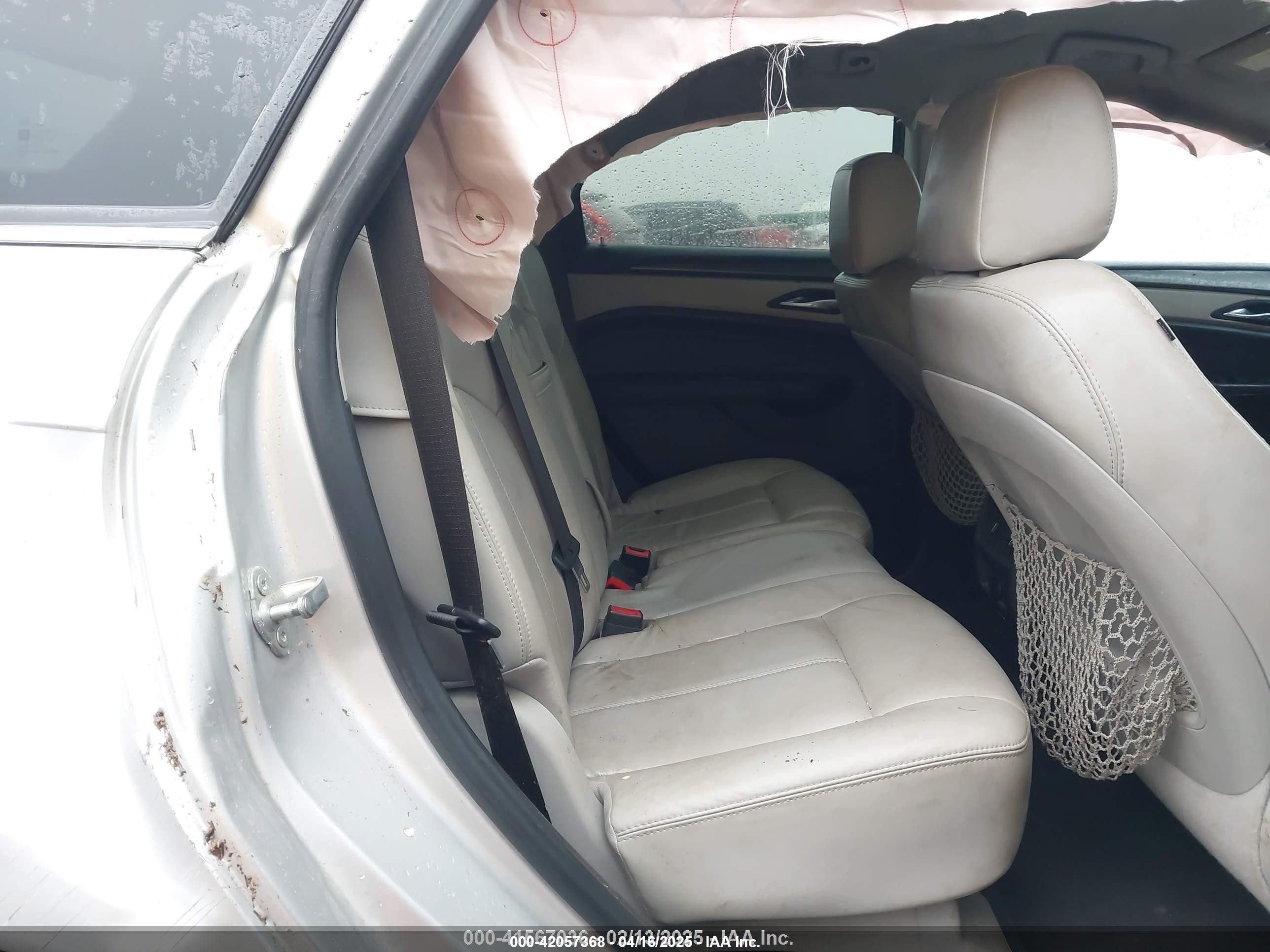 2015 Cadillac Srx Standard Серебряный vin: 3GYFNAE36FS581584