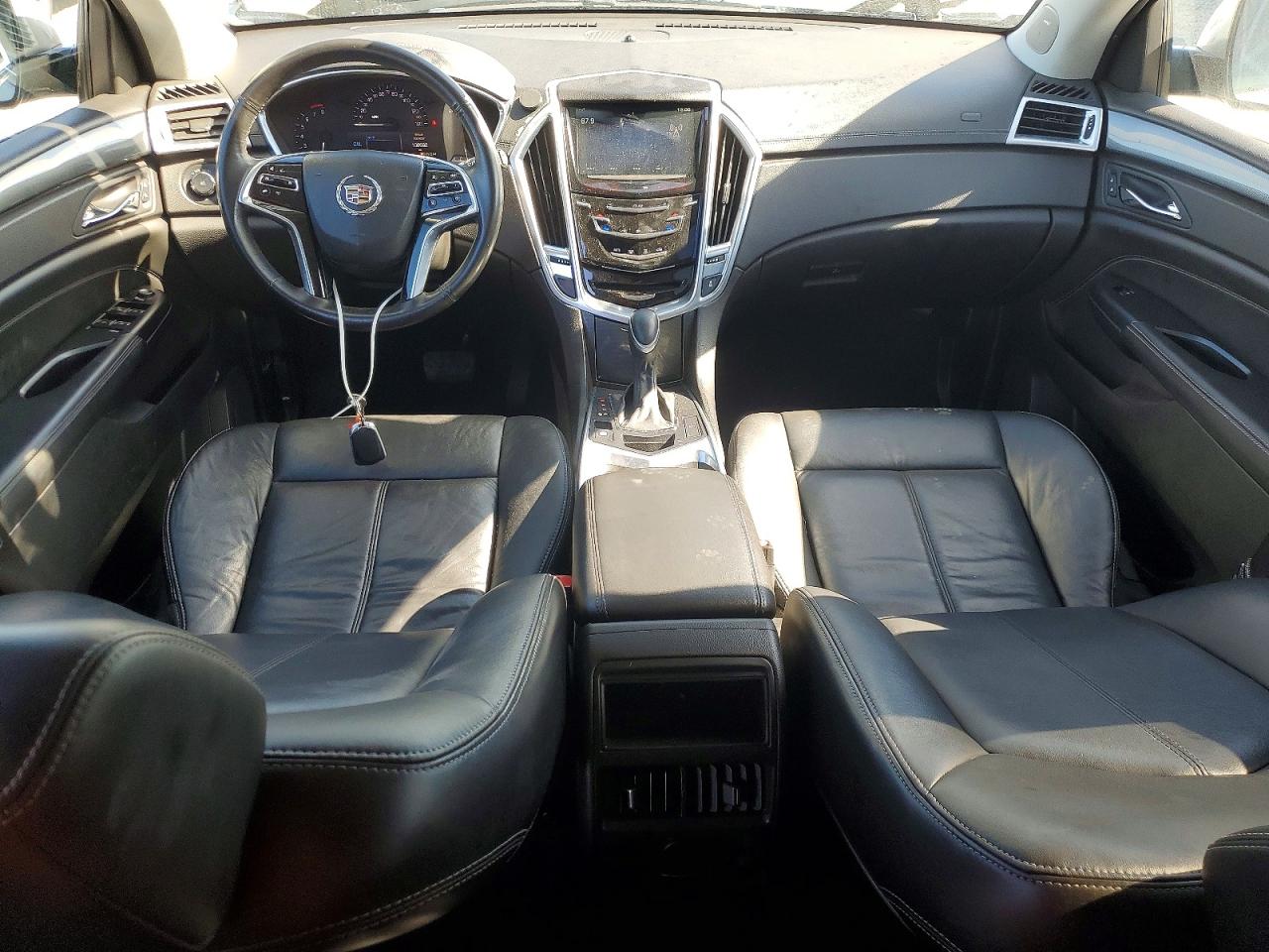 2015 Cadillac Srx Серебряный vin: 3GYFNAE36FS595341