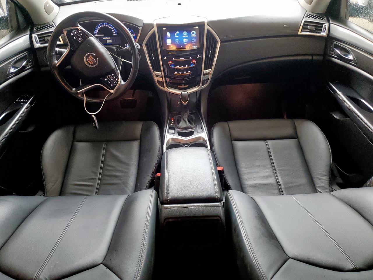 2015 Cadillac Srx Серебряный vin: 3GYFNAE36FS638429