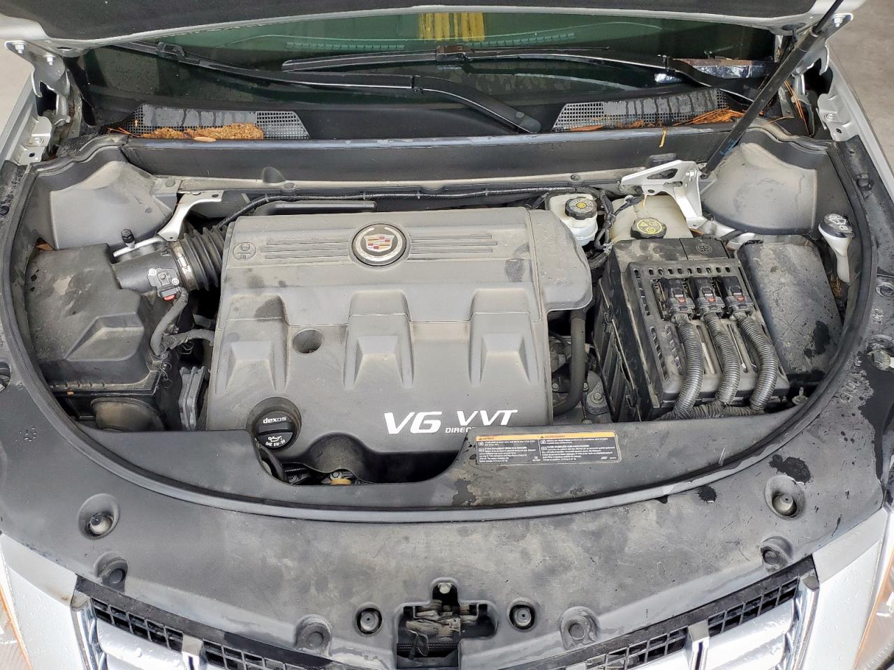 2015 Cadillac Srx Серебряный vin: 3GYFNAE36FS638429
